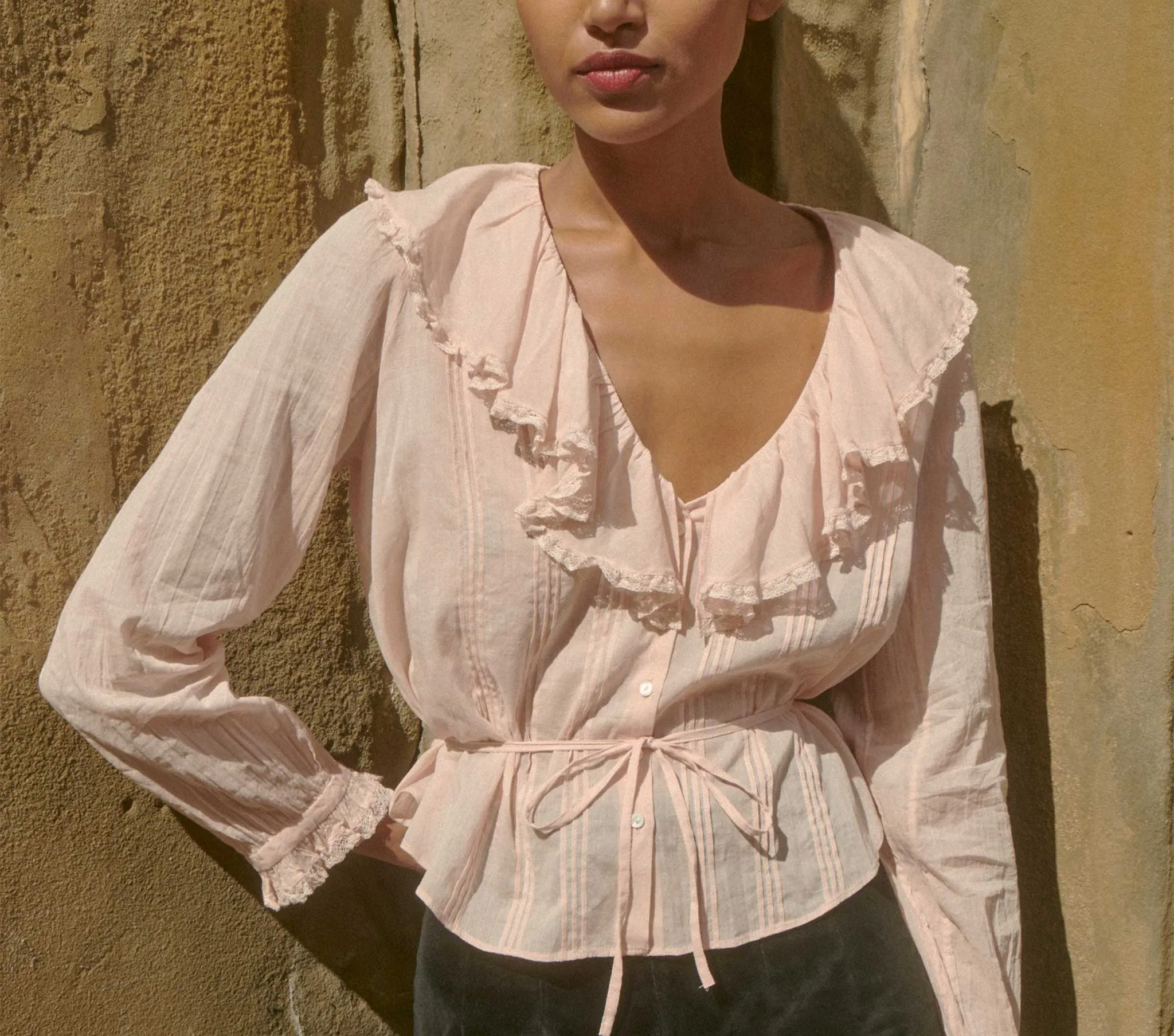 HMD -- LUCILLE TOP -- BLUSH sold by Doen