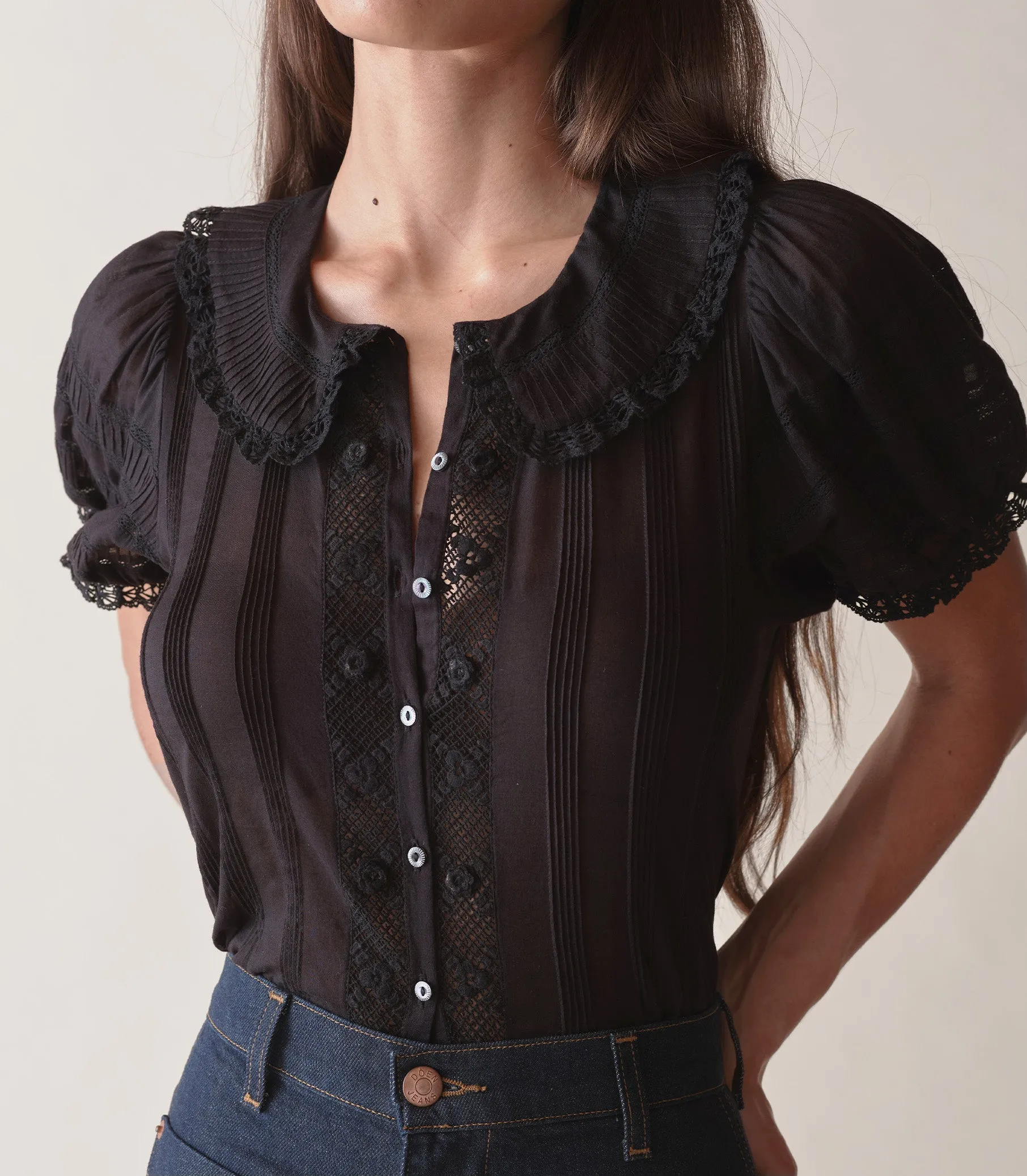 HMD -- BERNADINE TOP -- BLACK sold by Doen