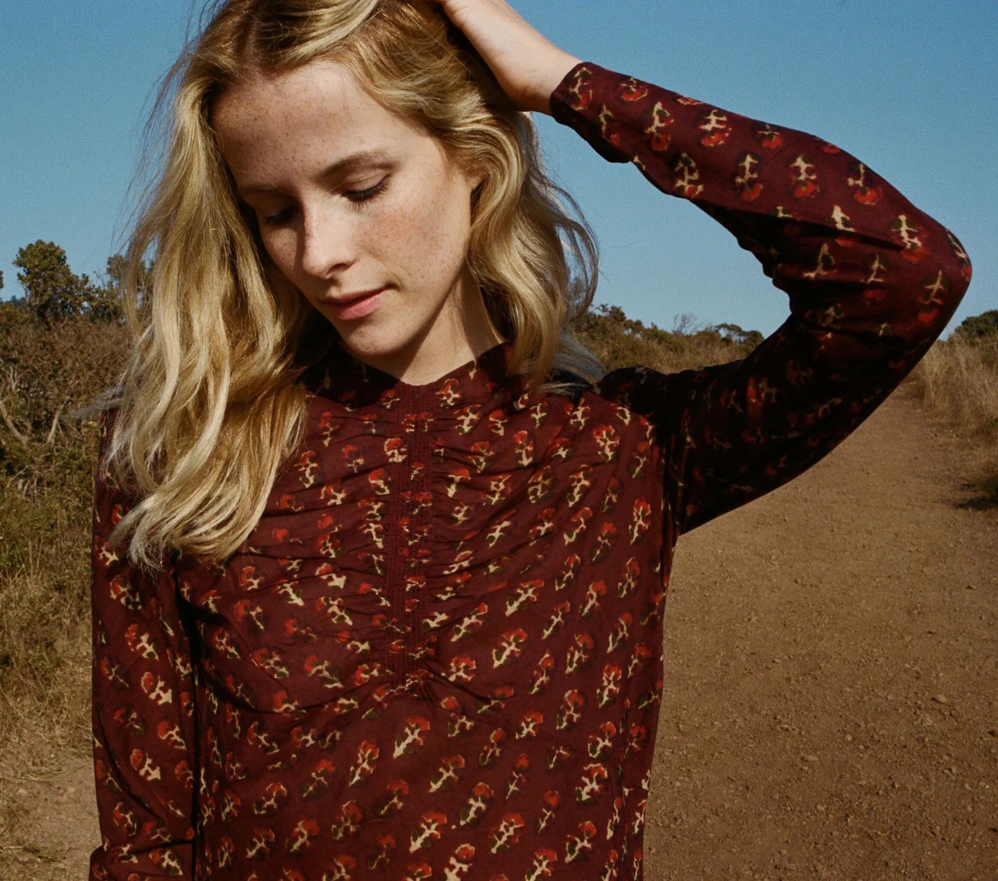 HMD -- BEGONIA DRESS -- HAPPY FLOWER BLOCK PRINT sold by Doen product image thumbnail 2