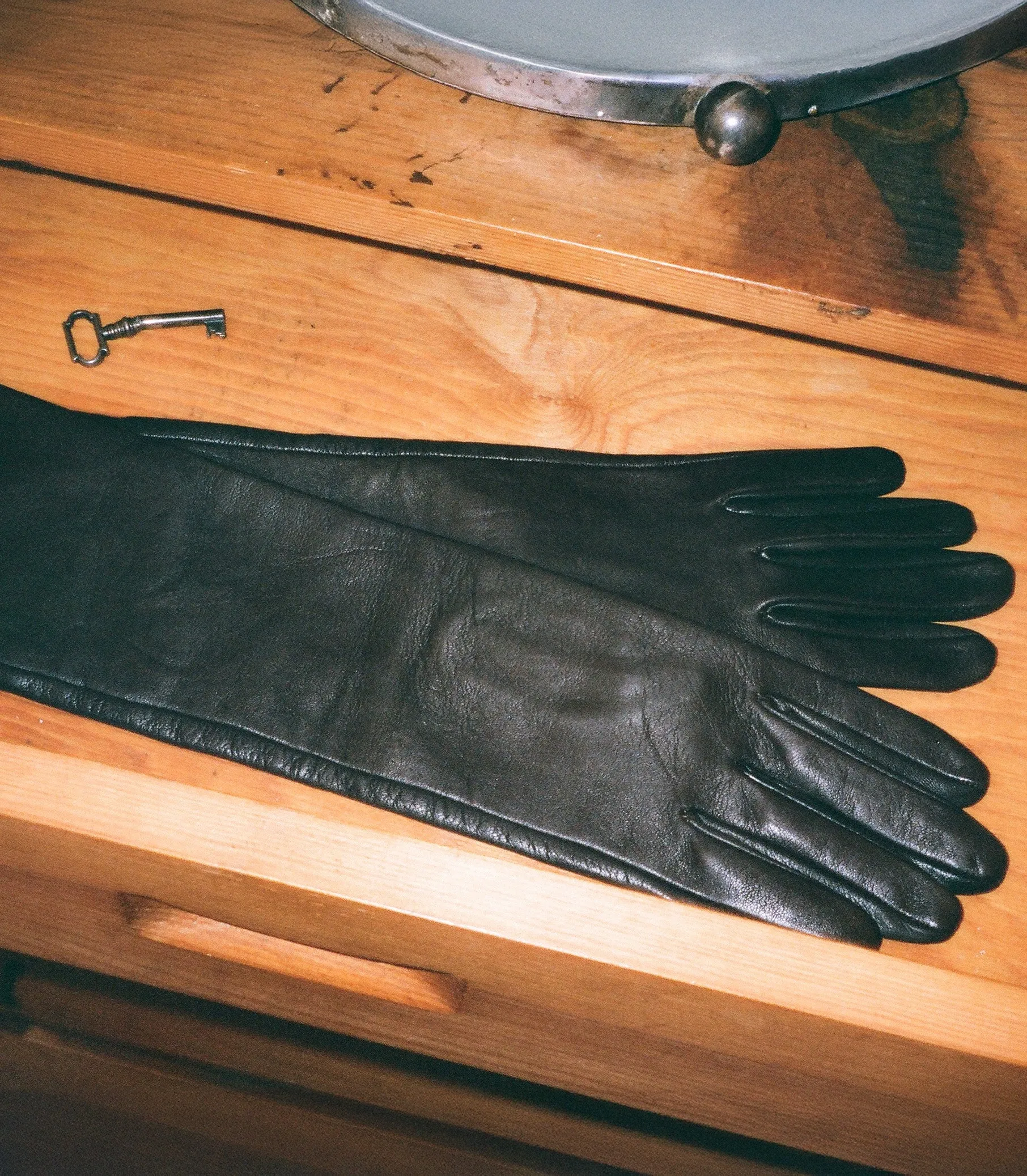 STINE GLOVES -- ESPRESSO LEATHER sold by Doen product image thumbnail 3