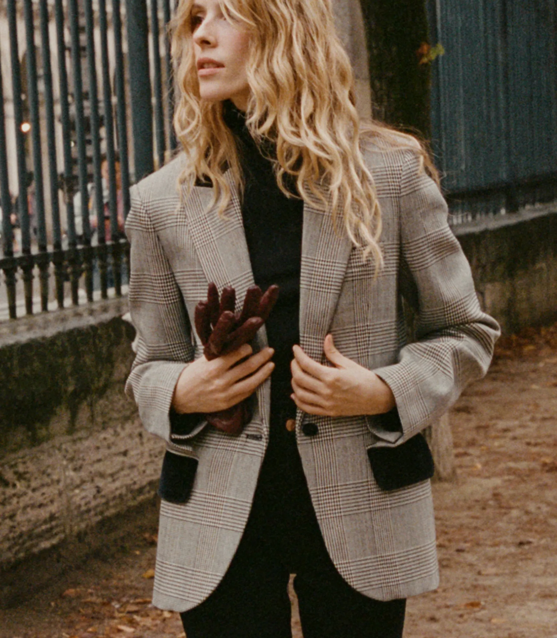 RHINE GLOVES -- BORDEAUX LEATHER sold by Doen