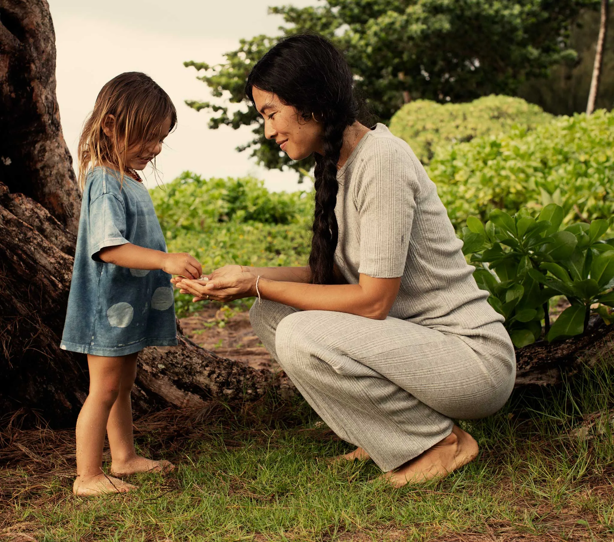 HMD -- ADA TEE -- HEATHER GREY sold by Doen