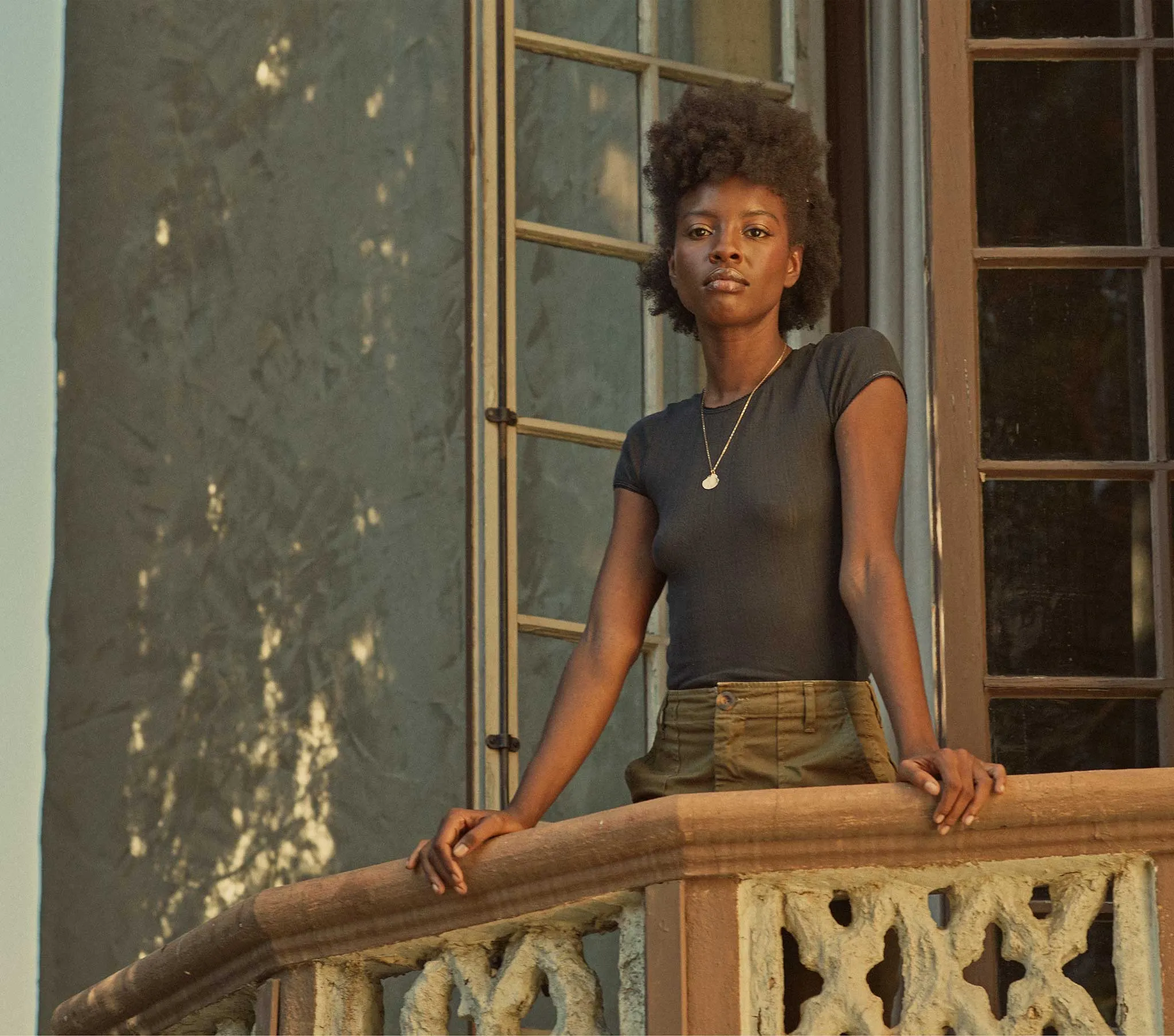 HMD -- VIVI TEE -- BLACK sold by Doen product image thumbnail 4