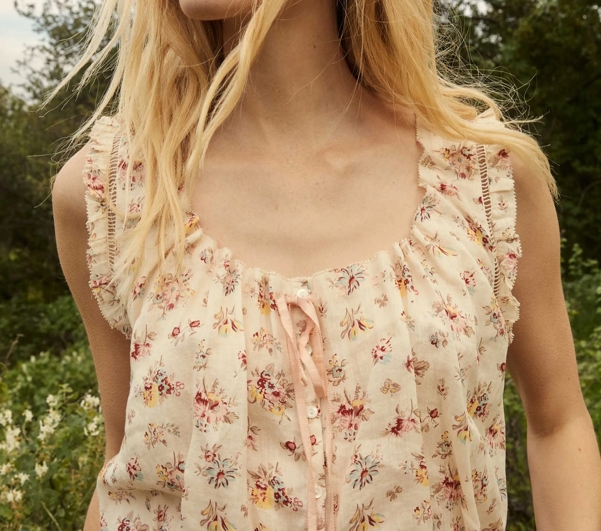 HMD -- TRAVELER TOP -- TUILERIES BLOOMS sold by Doen product image thumbnail 5