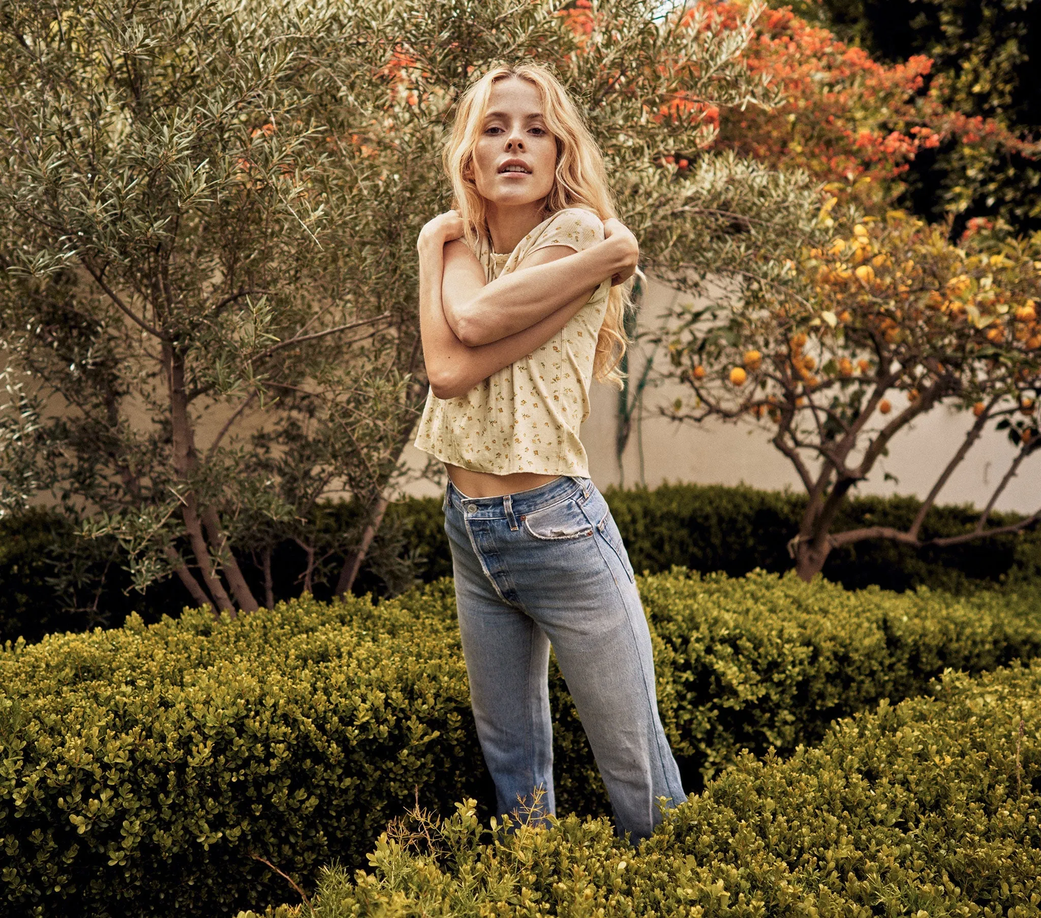 HMD -- BEBE TEE -- GOLDEN SWEETPEA sold by Doen