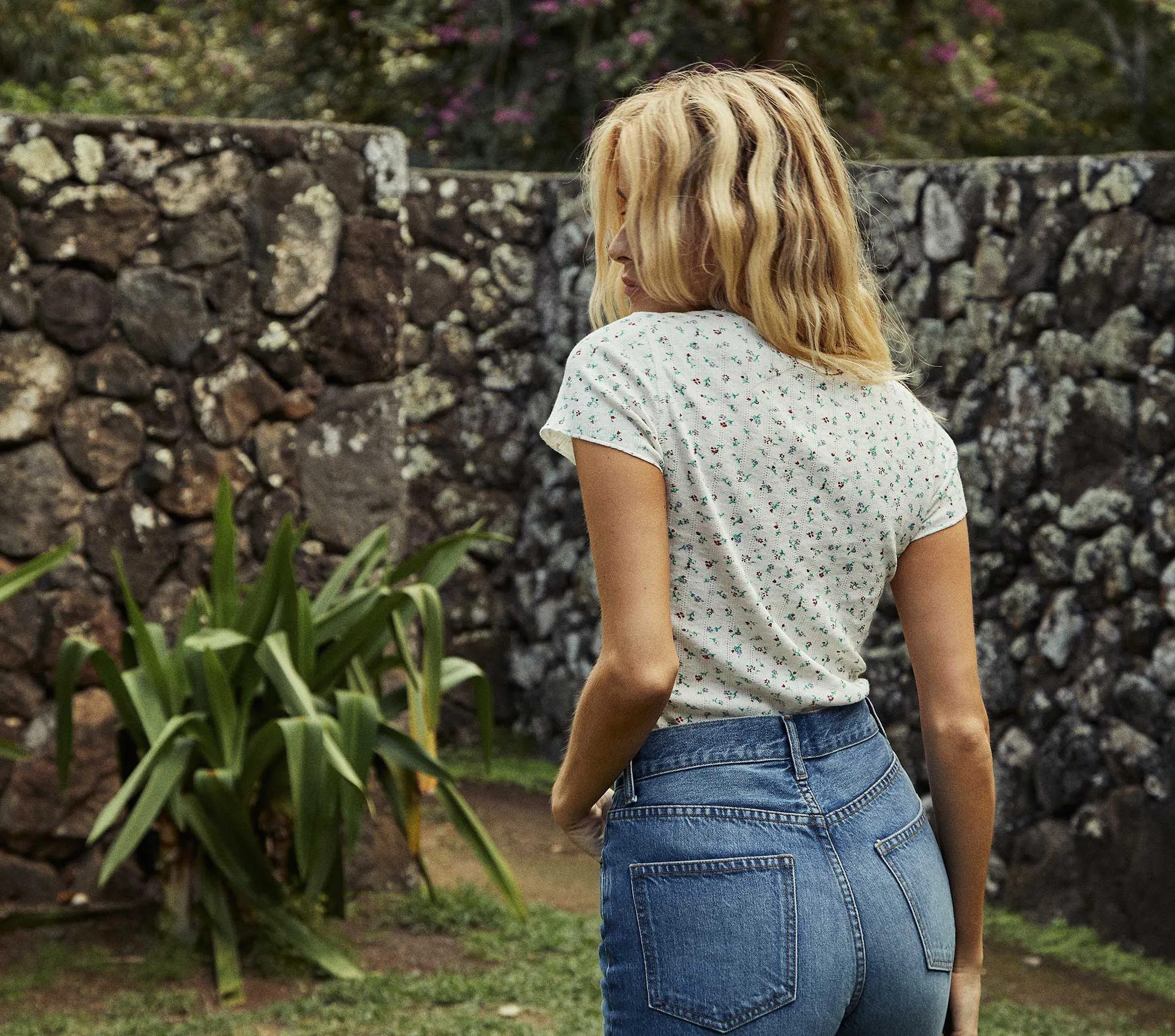 HMD -- VIVI TEE -- WILDFLOWER BREEZE sold by Doen product image thumbnail 5