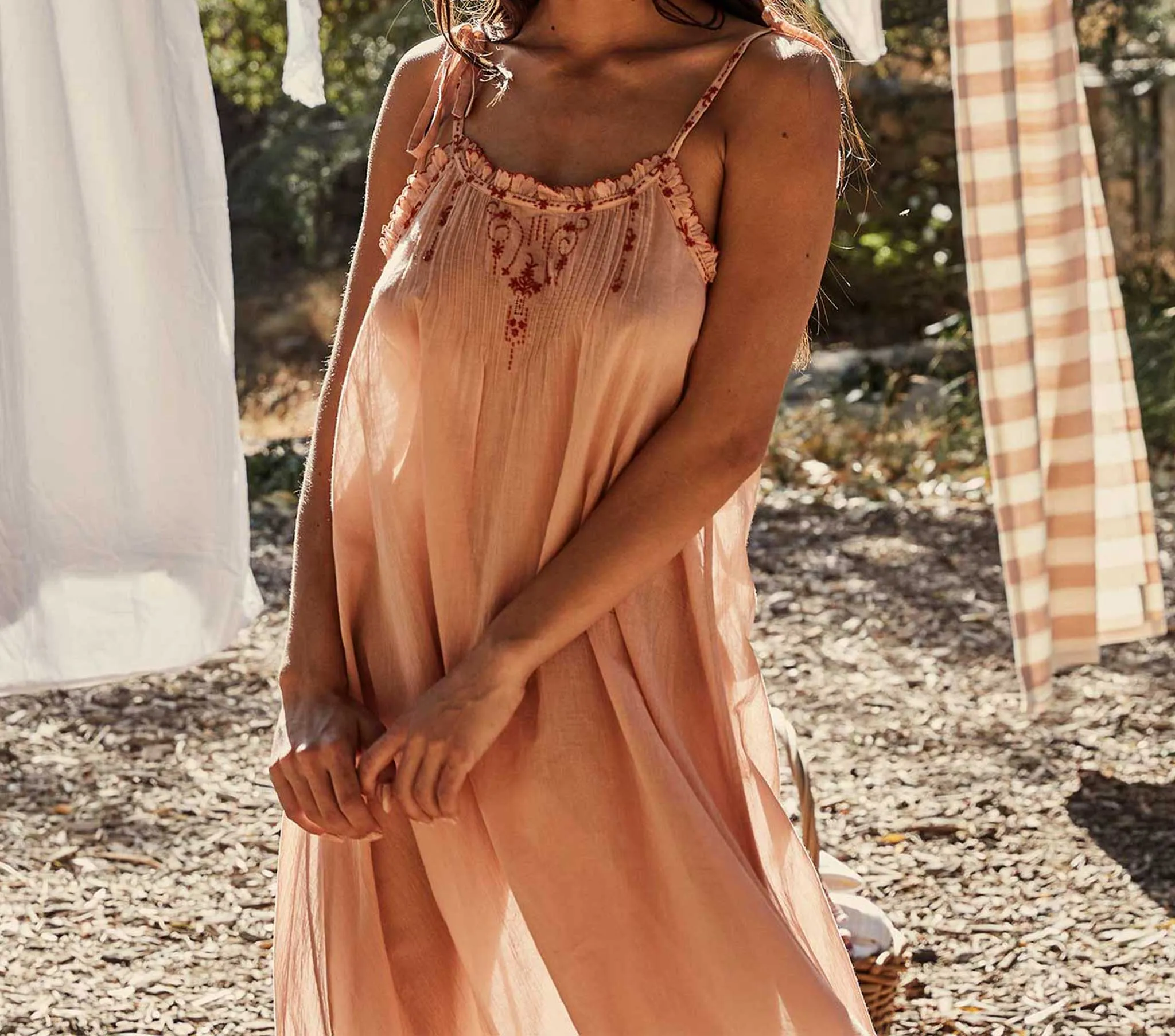 HMD -- LYRICA NIGHTGOWN -- PETAL sold by Doen product image thumbnail 2