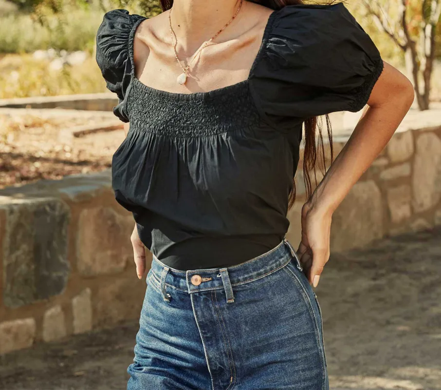 HMD -- GAIL TOP -- BLACK sold by Doen