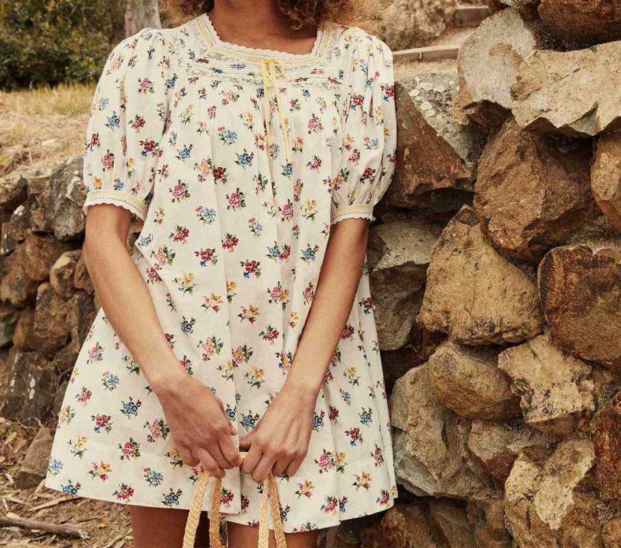 HMD -- CADEAU DRESS -- FLEURS DE JONQUILLE sold by Doen