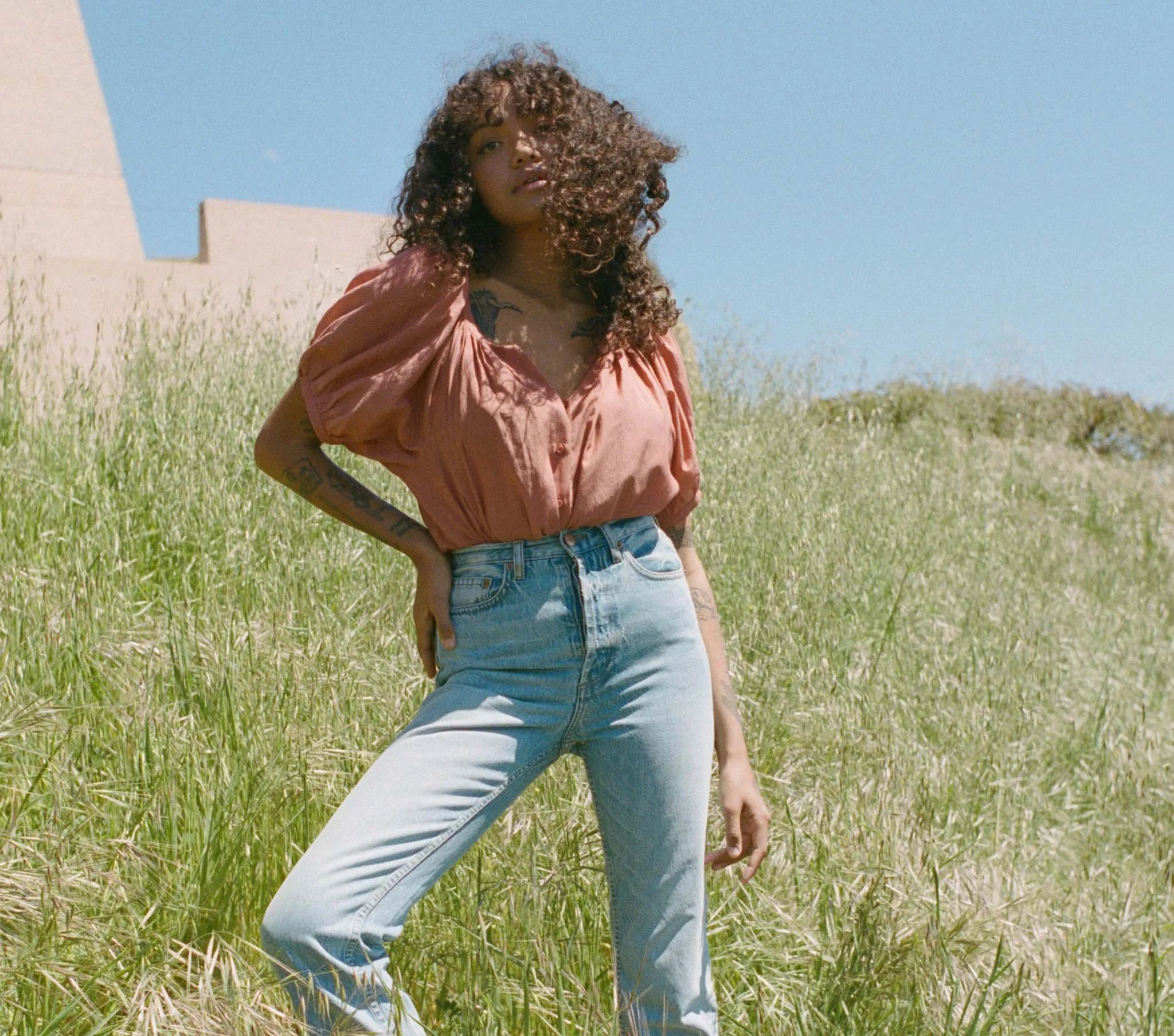 HMD -- JUNE TOP -- TIERRA sold by Doen