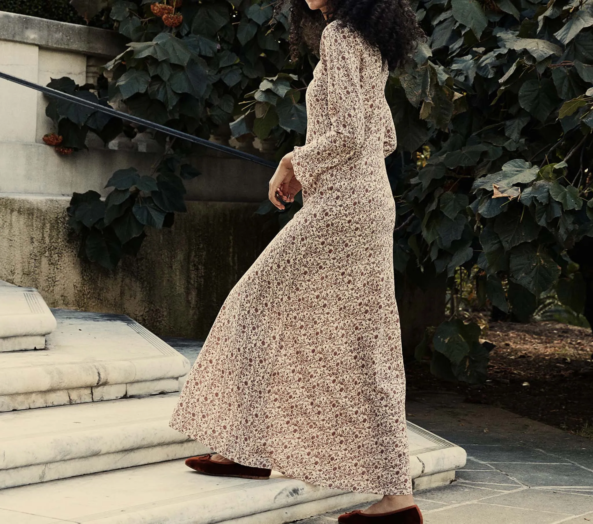 HMD -- LOIRE DRESS -- BLUSH MINI EARL FLORAL sold by Doen product image thumbnail 2