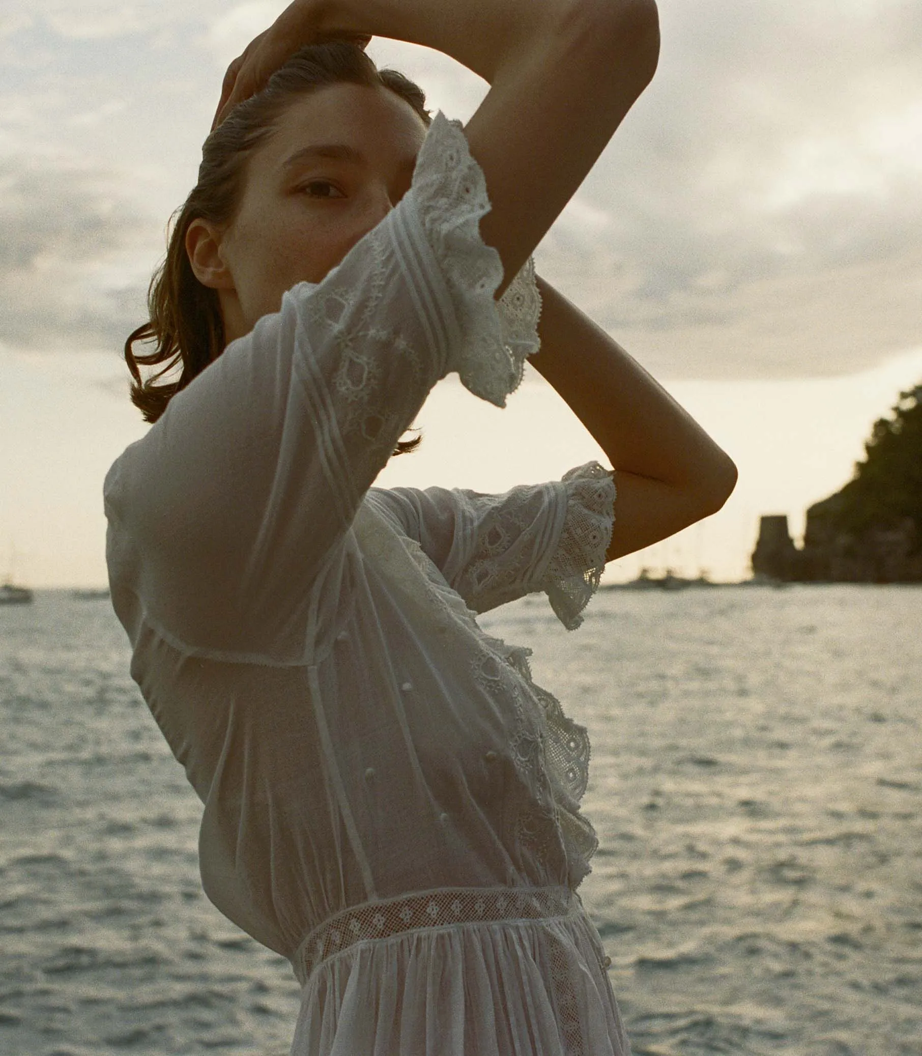 HMD -- ROSABELLA DRESS -- SALT sold by Doen product image thumbnail 3