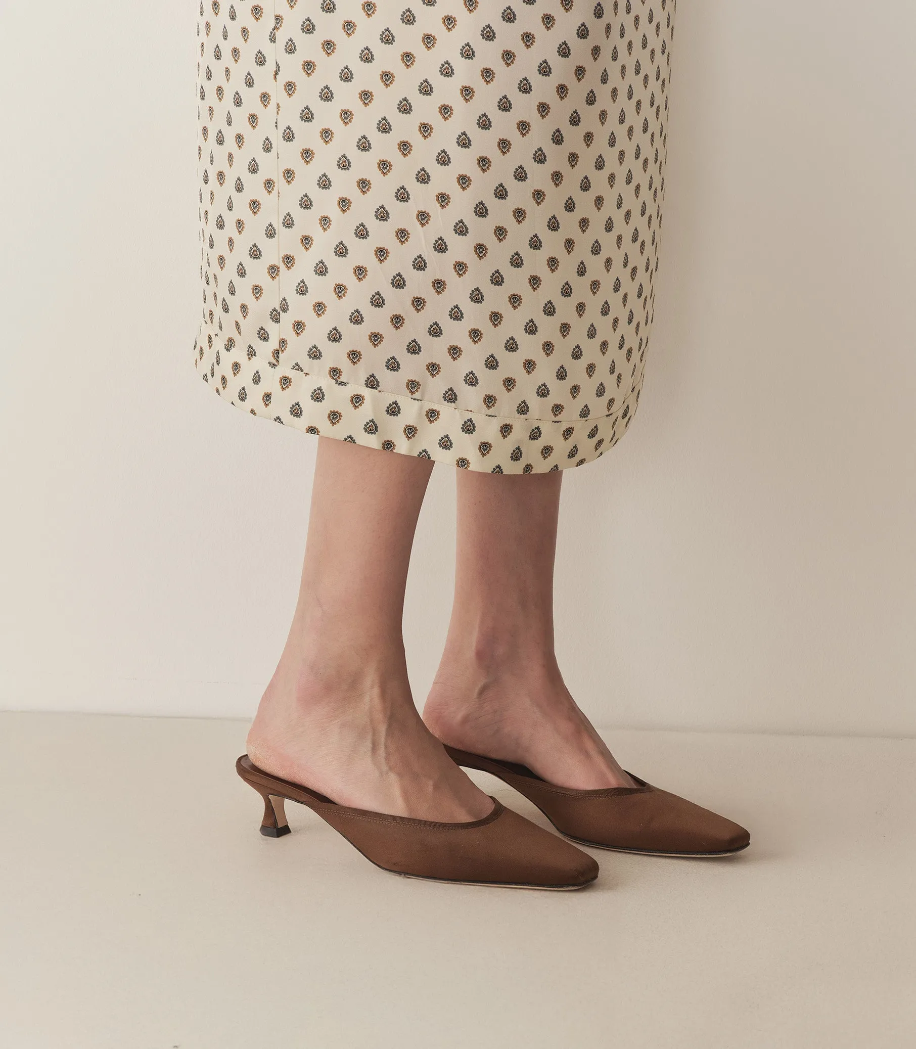 LUMA HEEL -- CHOCOLATE SATIN sold by Doen product image thumbnail 3