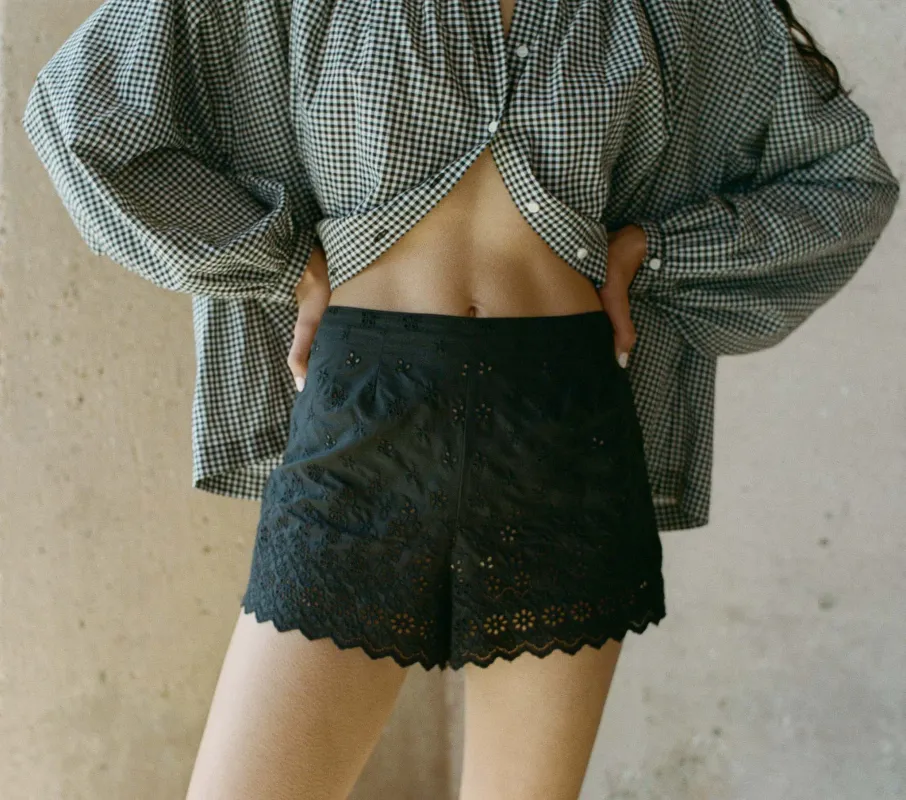 ARBRE SHORT -- BLACK sold by Doen