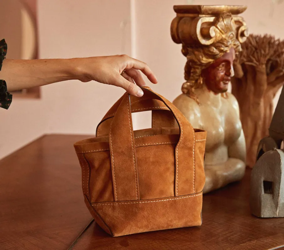 HMD -- LILOU MINI TOTE -- CAMEL sold by Doen