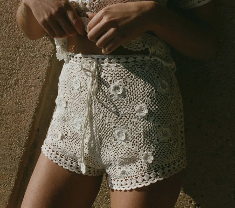 HMD -- MIMI SHORT -- PEARL sold by Doen