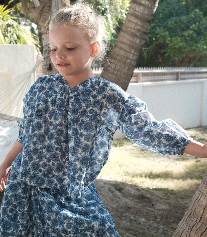 LITTLE MARCHE TOP -- BLEU SOLEIL FLEURIT sold by Doen