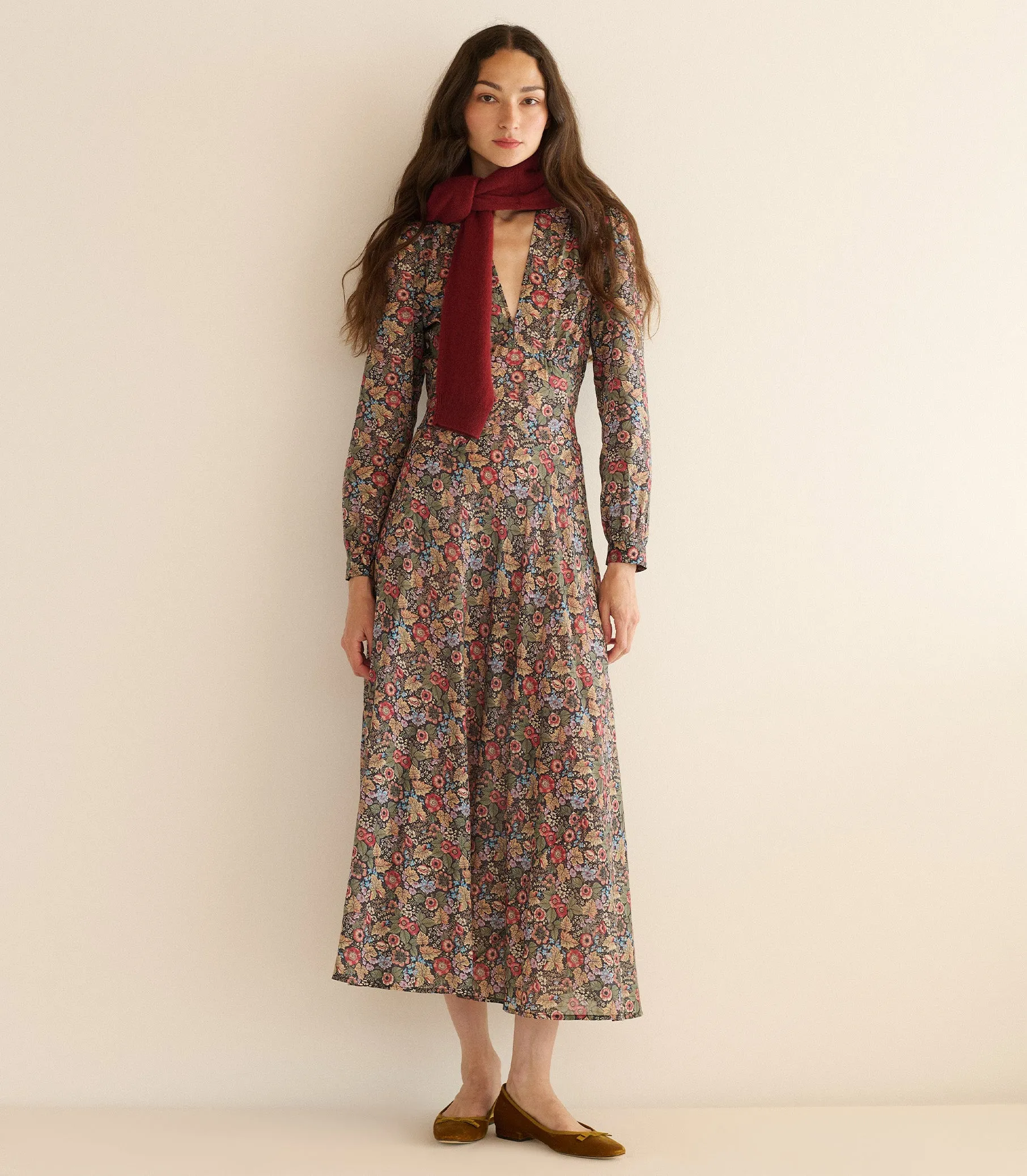 CHARLESTON DRESS -- WILDBERRY THICKET sold by Doen product image thumbnail 2