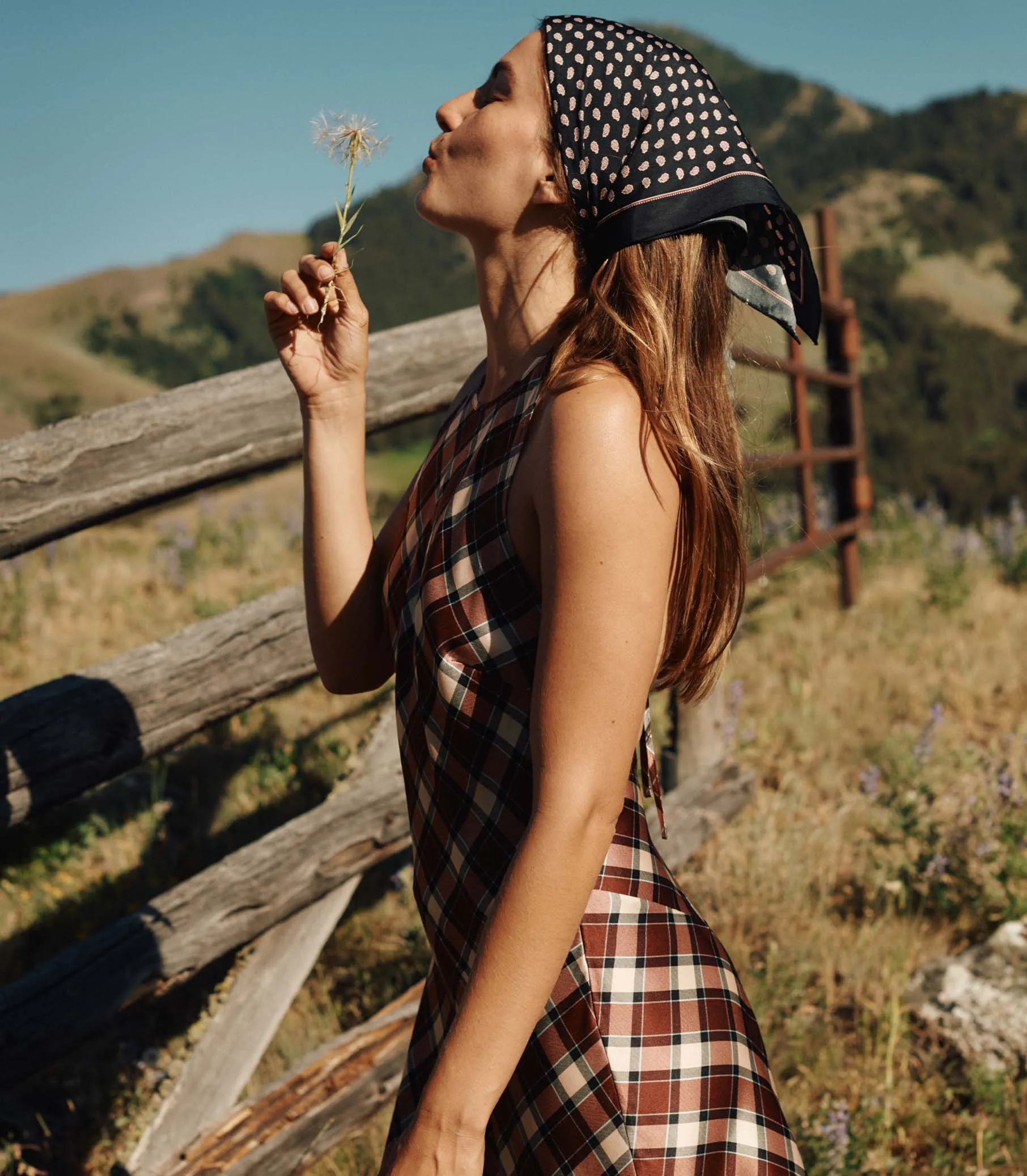 PETIT PENNY BANDANA -- CARDINALE FOULARD sold by Doen