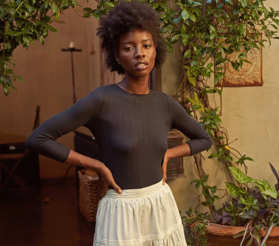 HMD -- ANNIE TEE -- BLACK sold by Doen