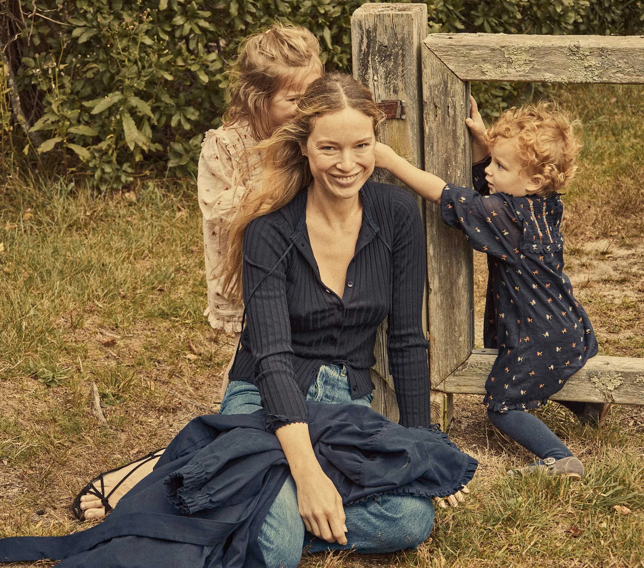 HMD -- DEMI CARDIGAN SWEATER -- NAVY sold by Doen