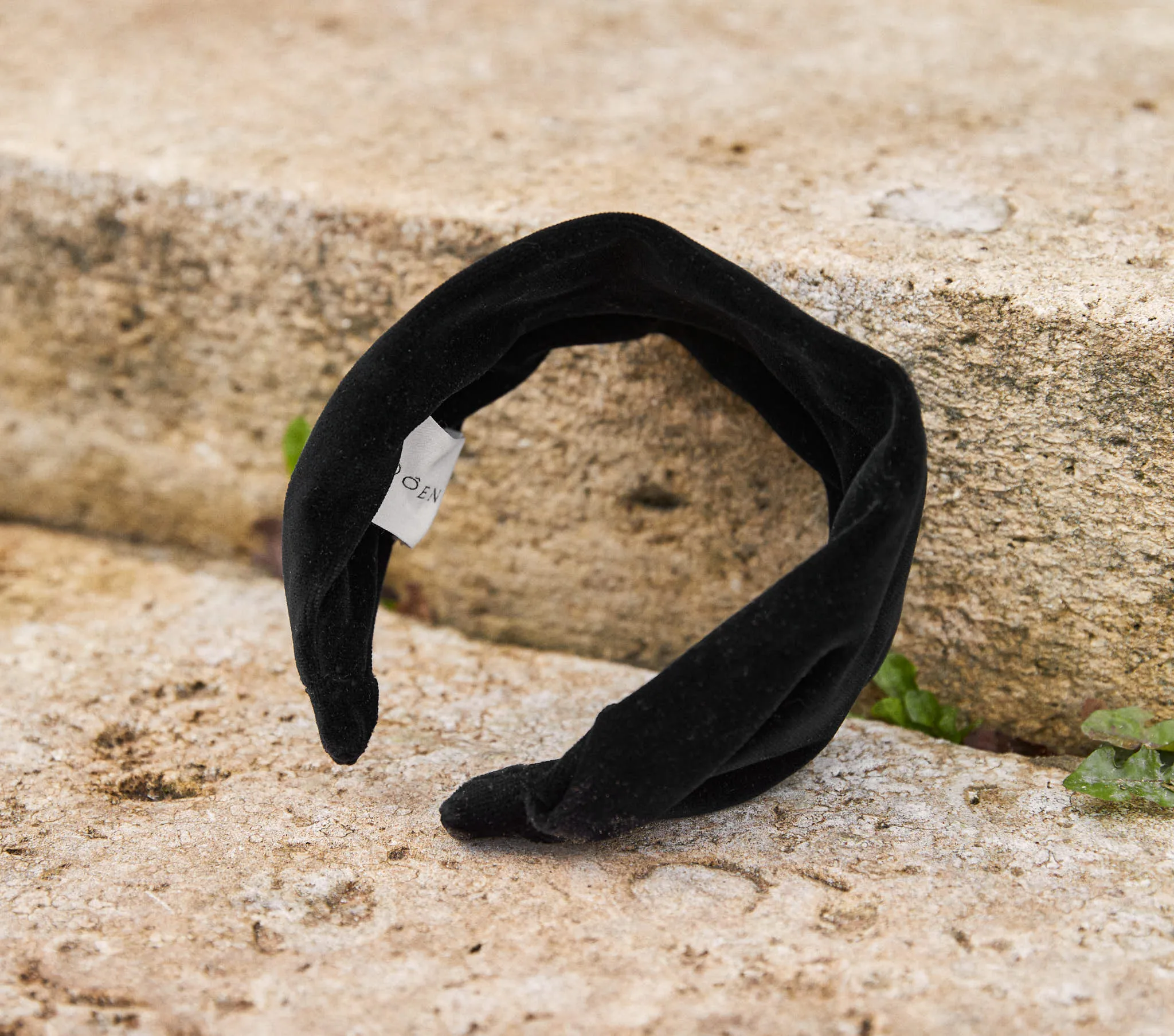 HMD -- MILDRED HEADBAND -- BLACK sold by Doen product image thumbnail 3