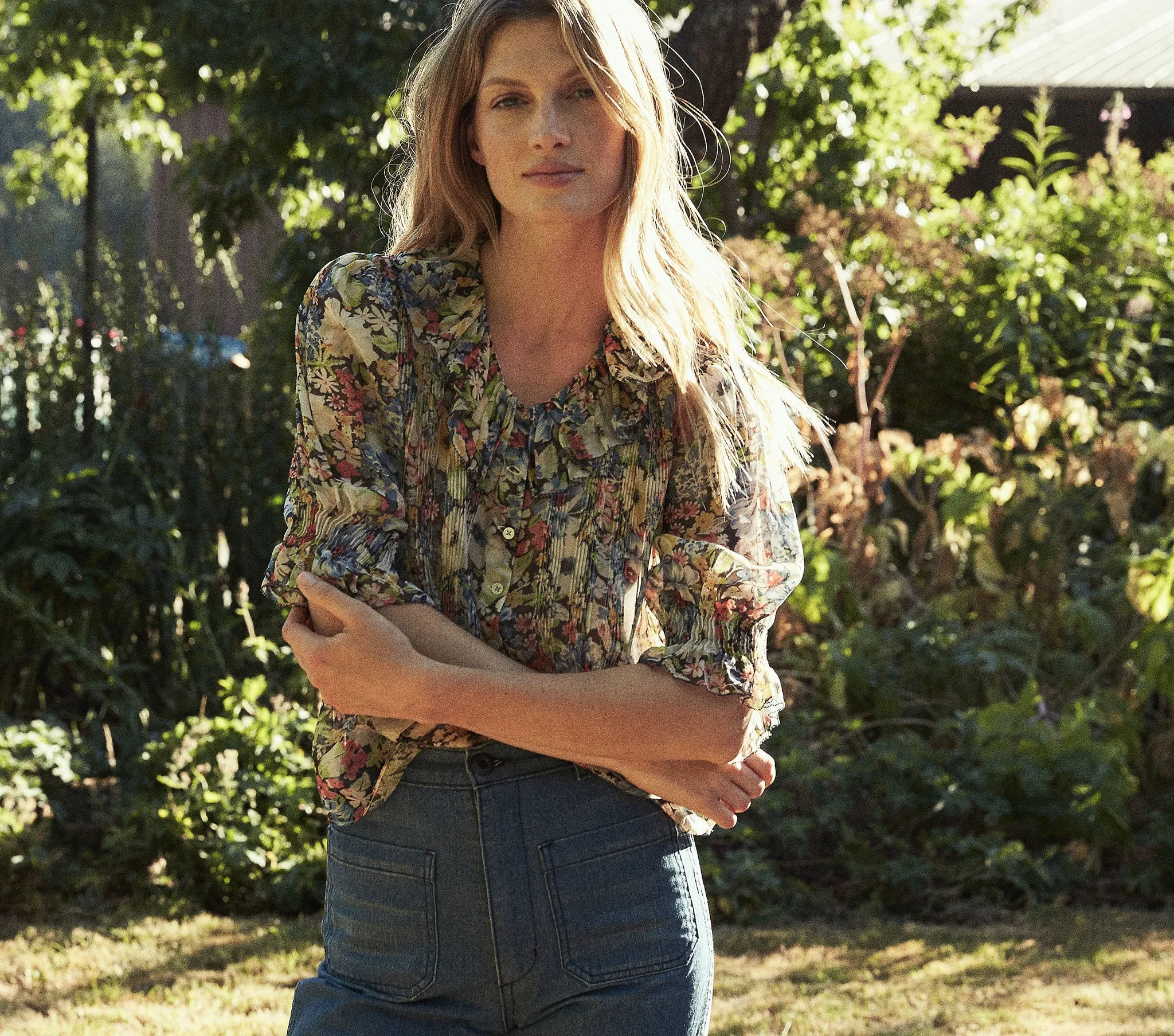 HMD -- LEA TOP -- ALICE FLORAL sold by Doen