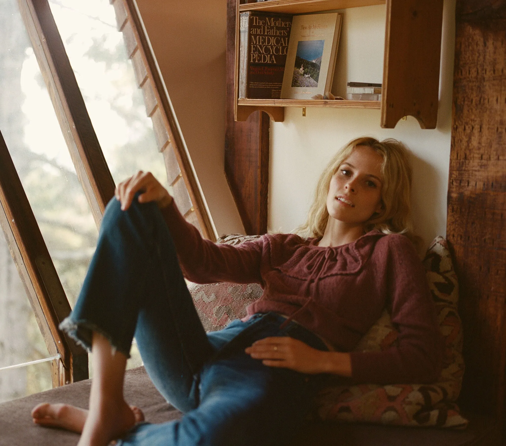 HMD -- MAGPIE SWEATER -- ENGLISH ROSE sold by Doen product image thumbnail 2