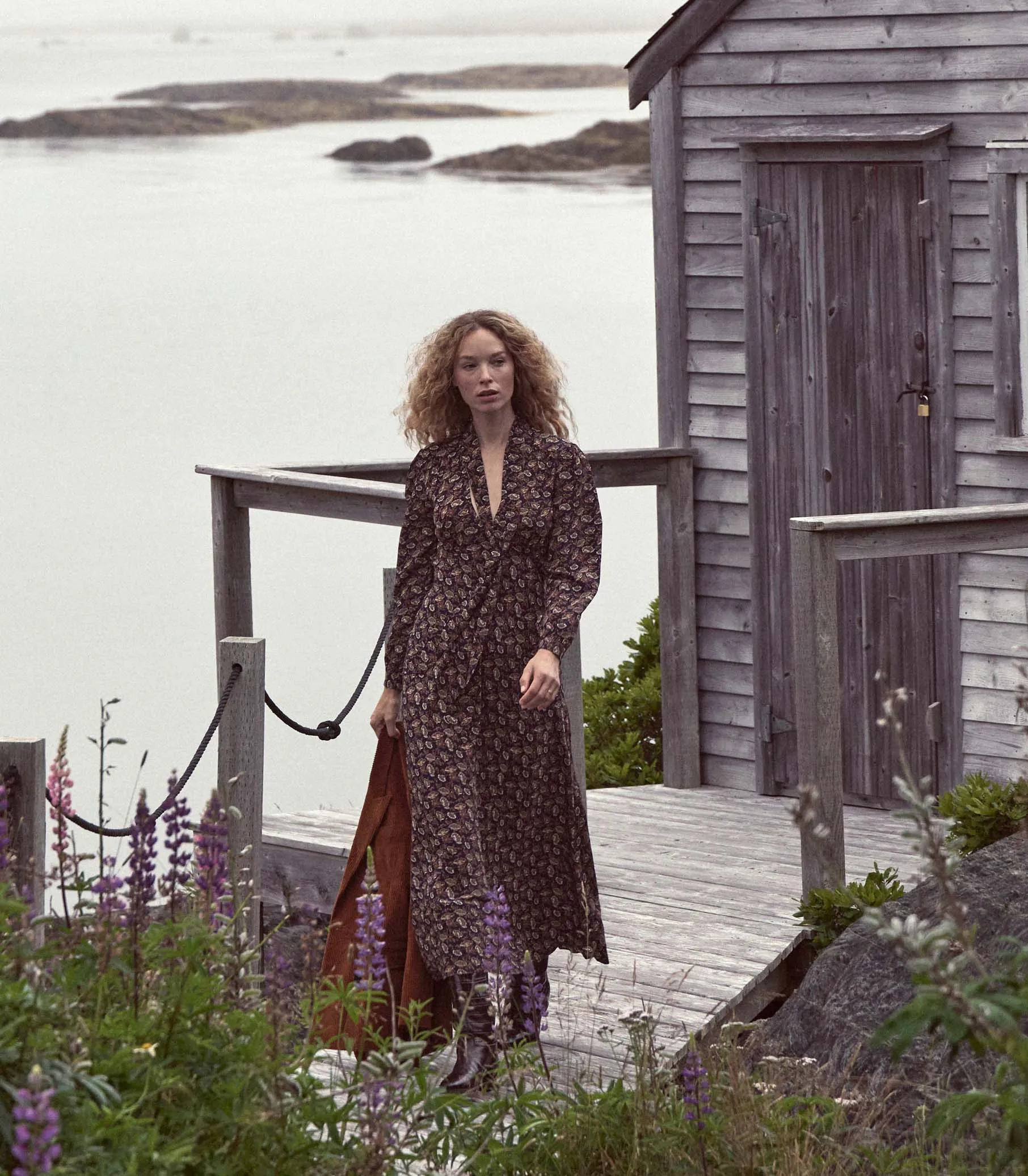 HMD -- CHANSON DRESS -- NAVY ARBOR ROSE FLORAL sold by Doen