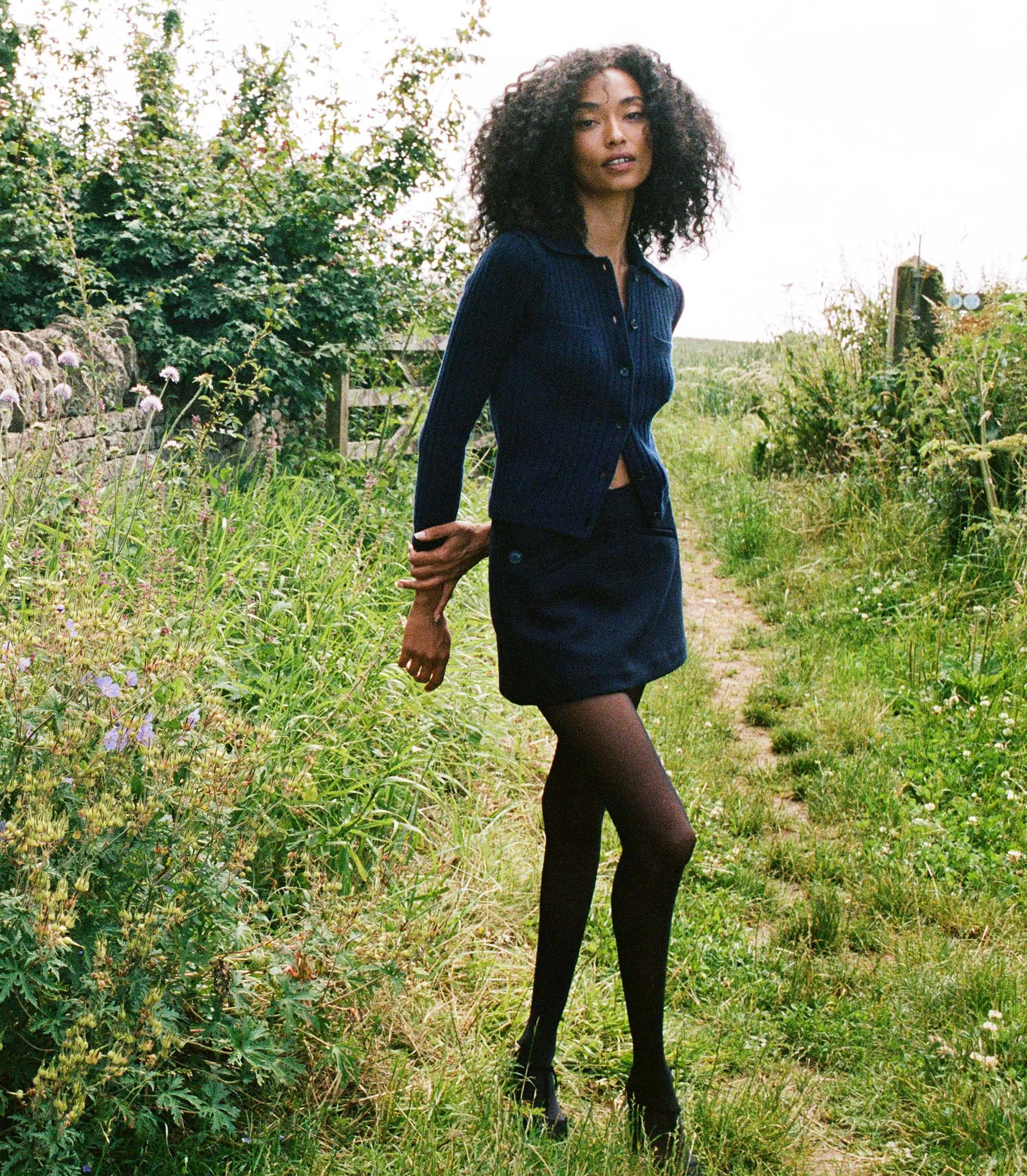 HMD -- HARRINGTON CARDIGAN -- NAVY sold by Doen product image thumbnail 3