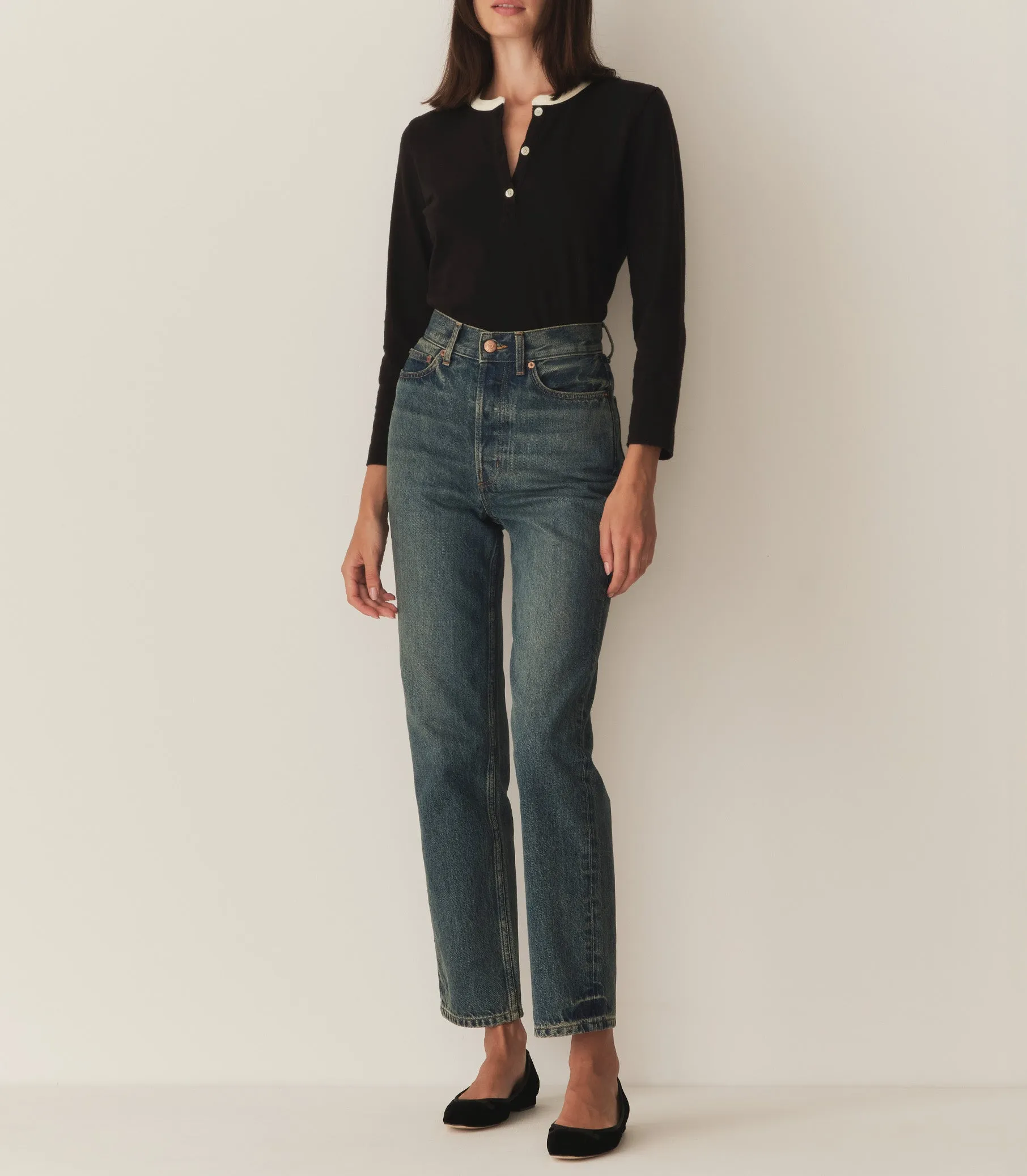 HMD -- CLOVER TEE -- BLACK sold by Doen product image thumbnail 2