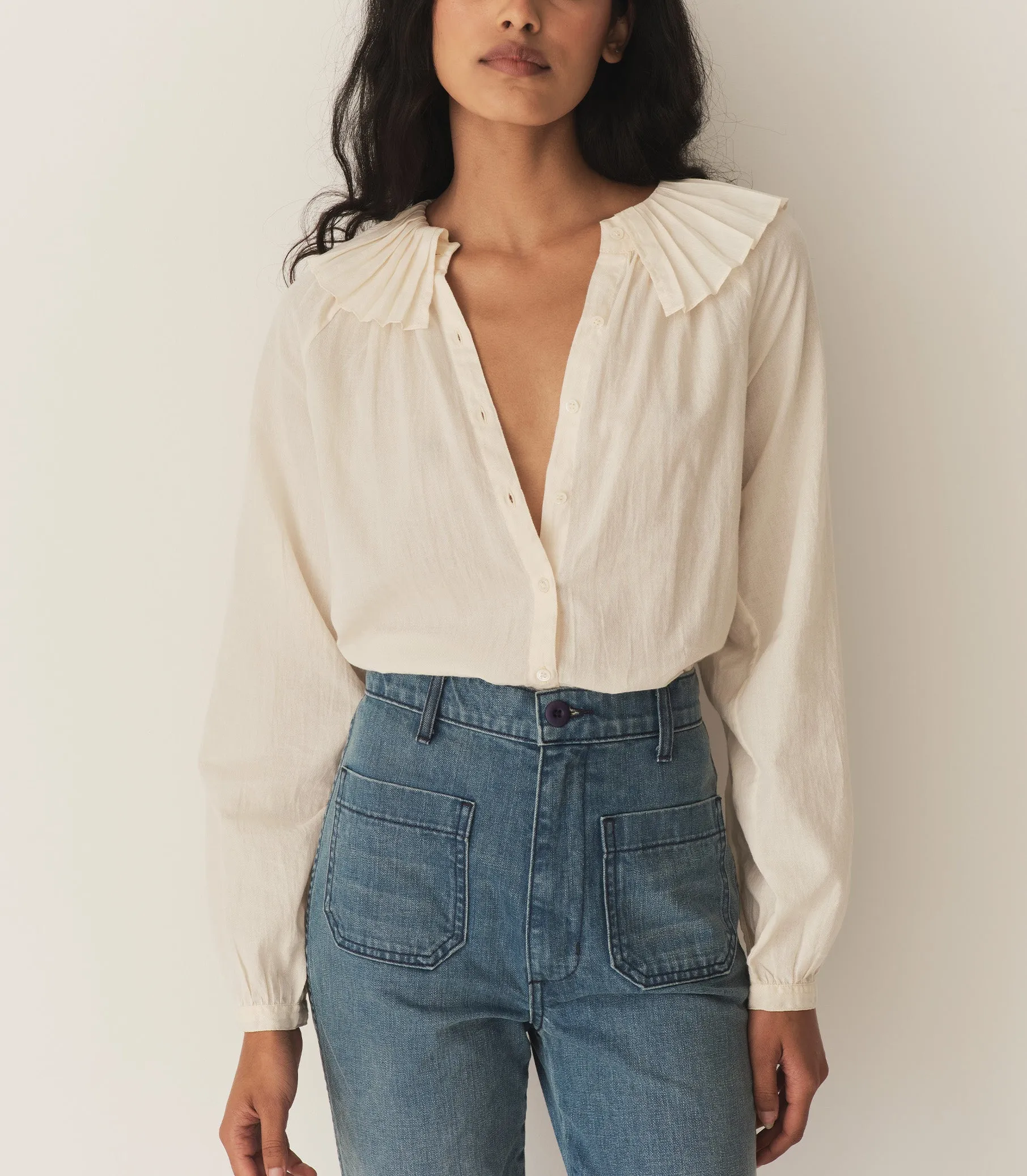 HMD -- ASTER TOP -- MOTHER OF PEARL sold by Doen