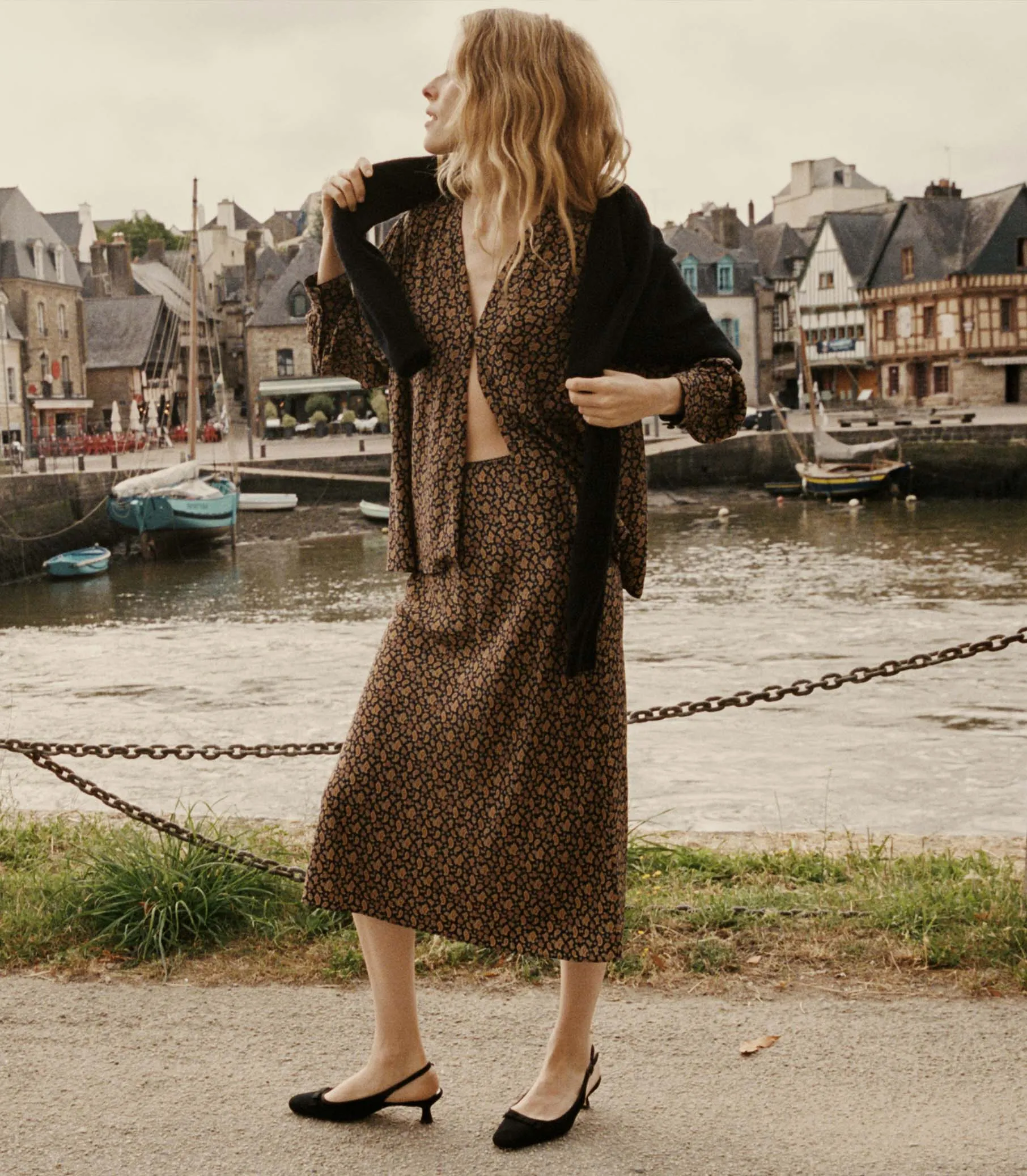 HMD -- ELOWENA SKIRT -- VILLETTE PAISLEY sold by Doen product image thumbnail 3