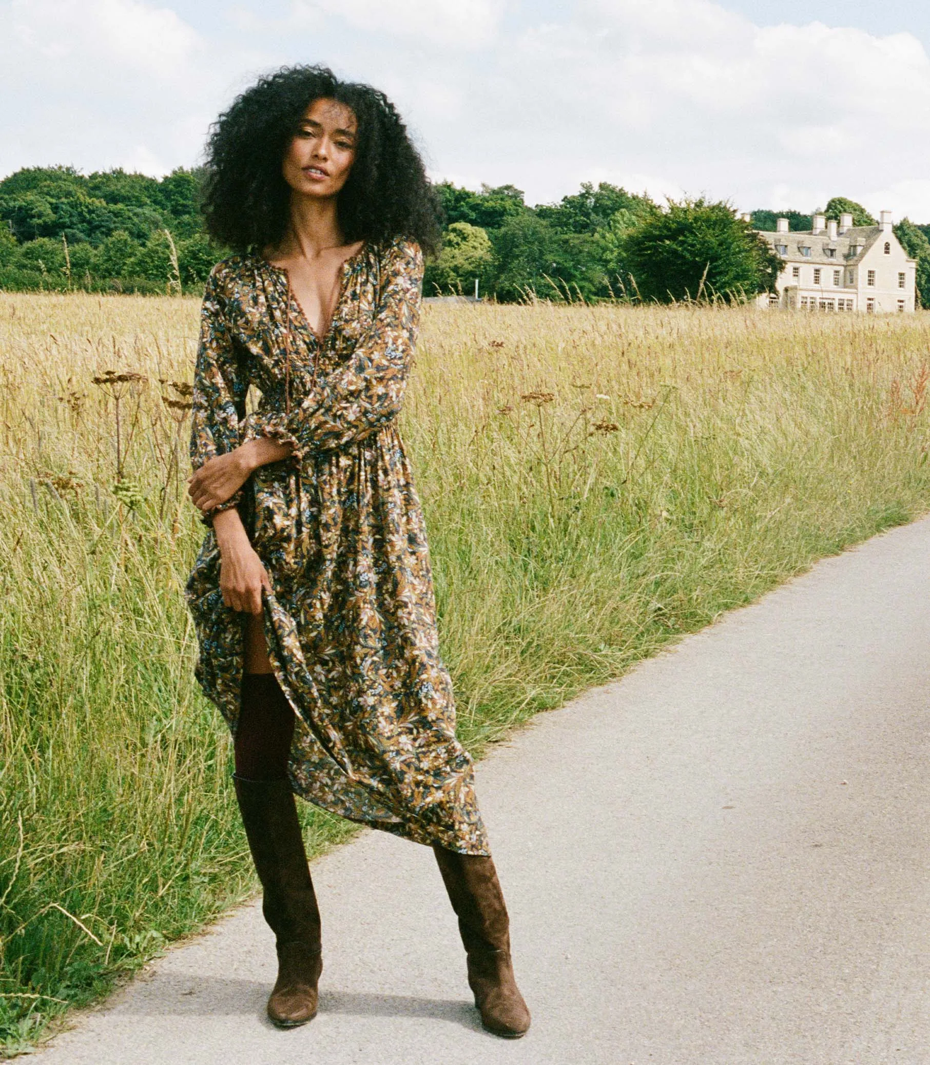 HMD -- DELFINA DRESS -- NOIR NARCISSUS FLORAL sold by Doen