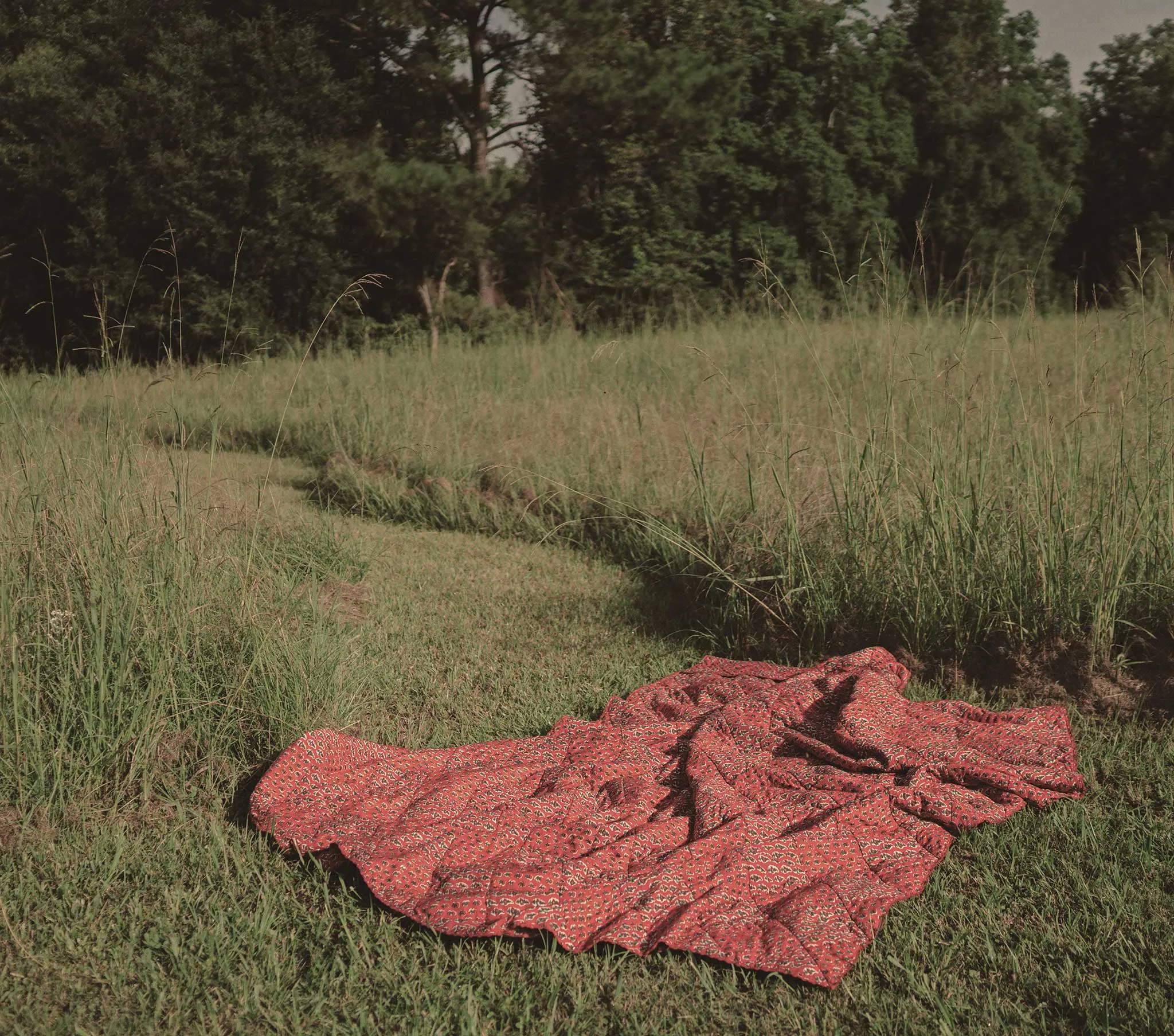 HMD -- QUEEN QUILT -- CALICO CANYON BLOOMS sold by Doen