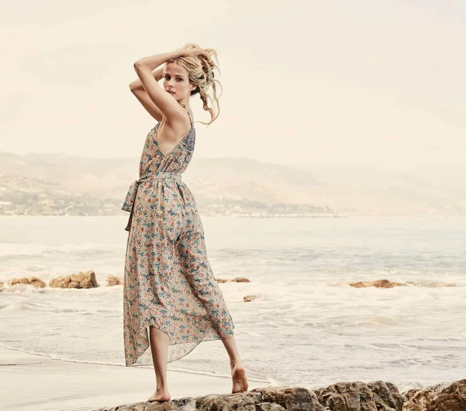 HMD -- THOREAU DRESS -- CREAM LADY BIRD FLORAL made by Doen