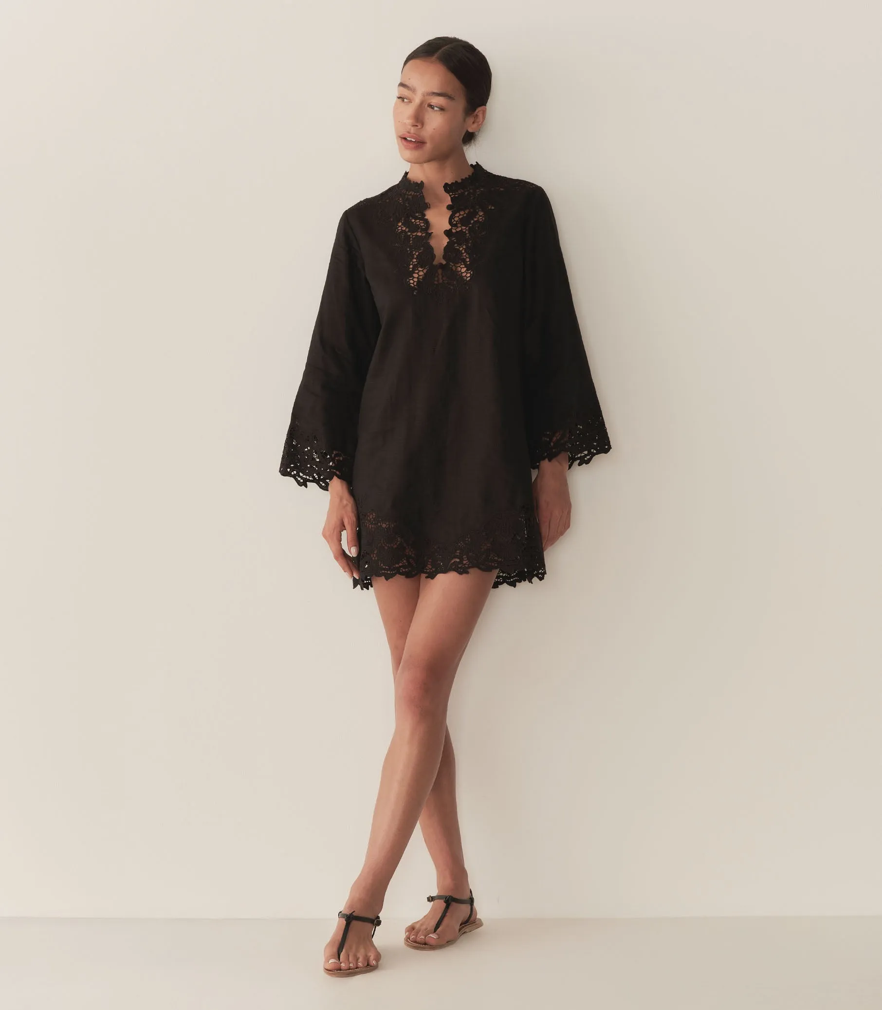 HMD -- ROSELIE TUNIC -- BLACK sold by Doen