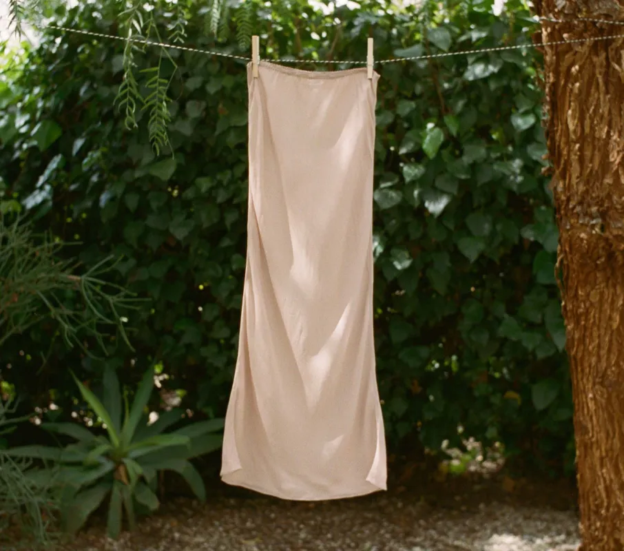 LONG SKIRT SLIP -- CONCH made by Doen