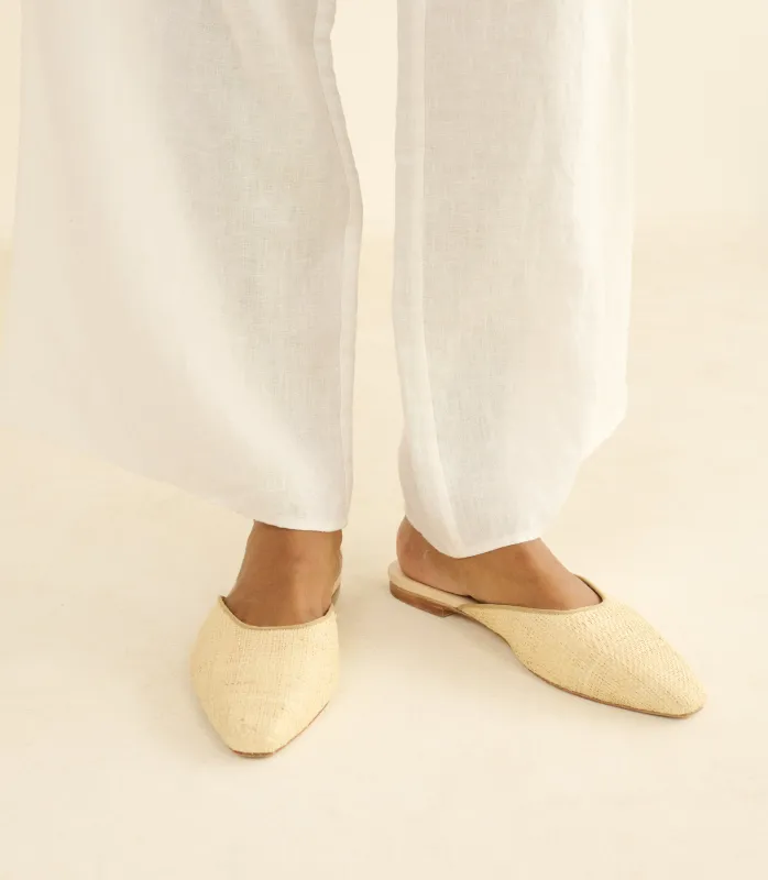 ADAIR SLIDE -- NATURAL RAFFIA made by Doen