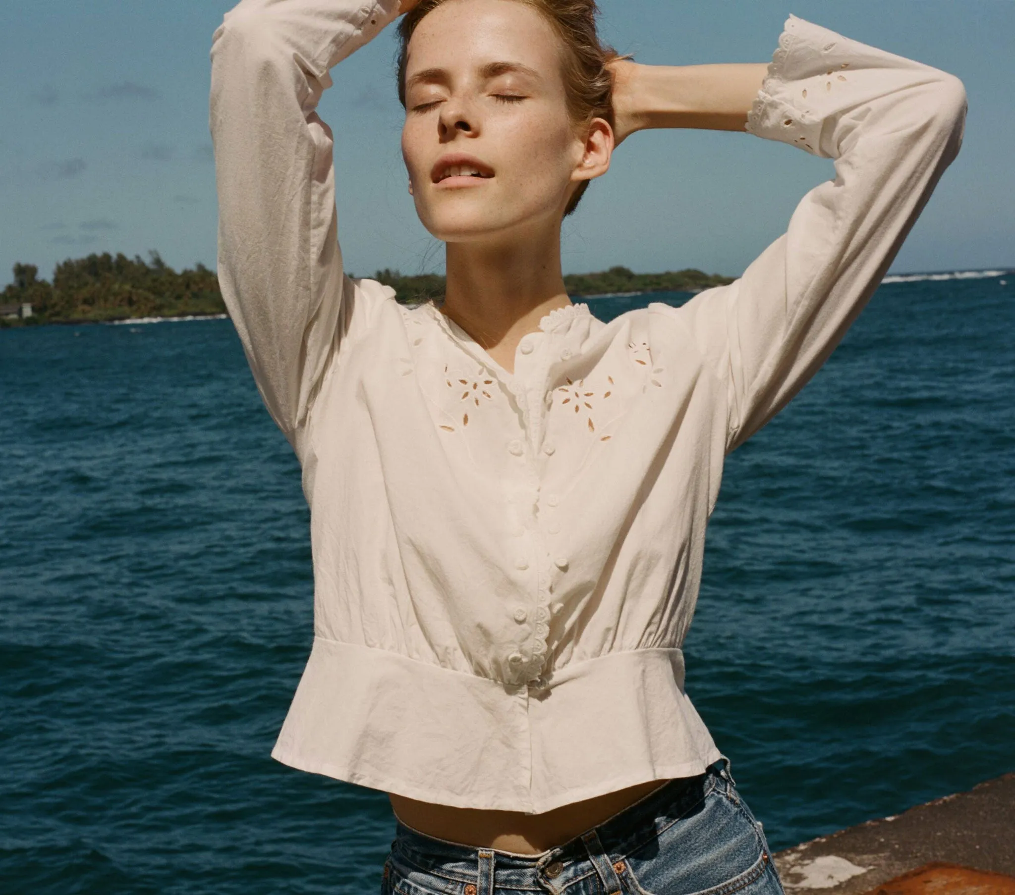 HMD -- THYME TOP -- SALT sold by Doen product image thumbnail 4