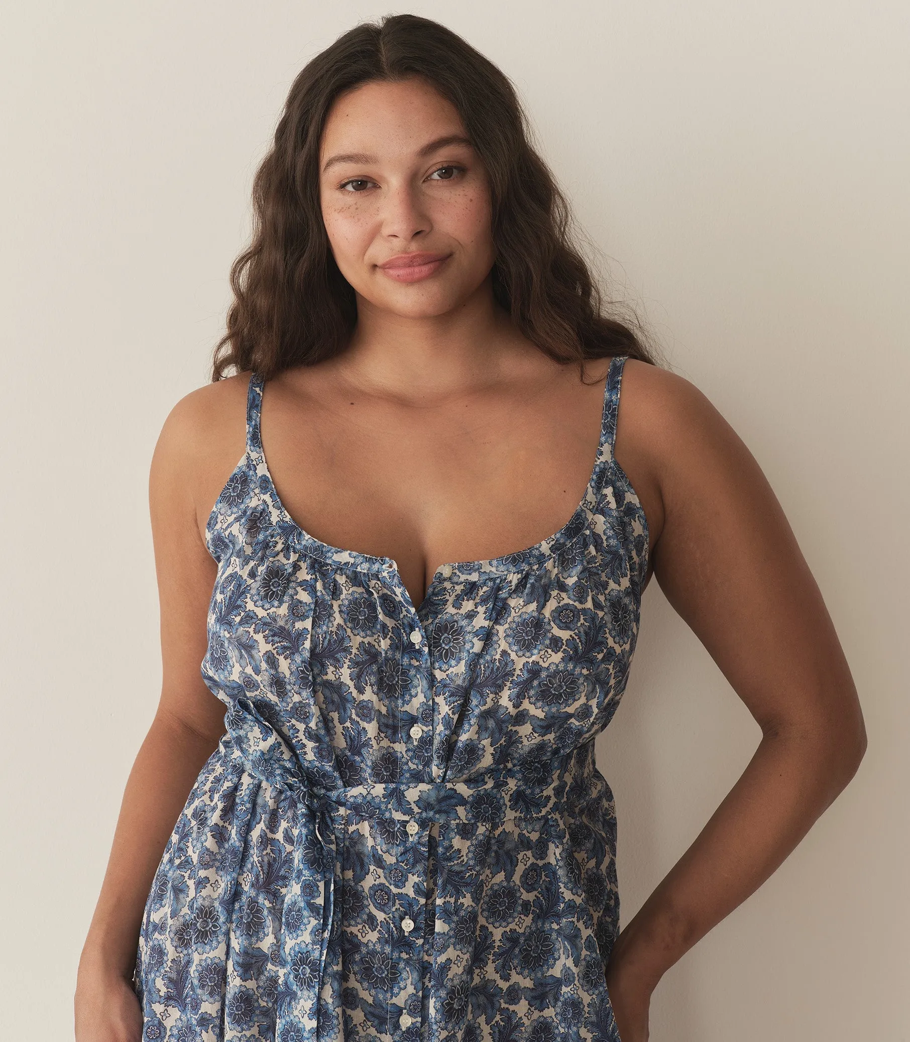 HMD -- NEVITA DRESS -- BLEU SOLEIL FLEURIT sold by Doen product image thumbnail 2