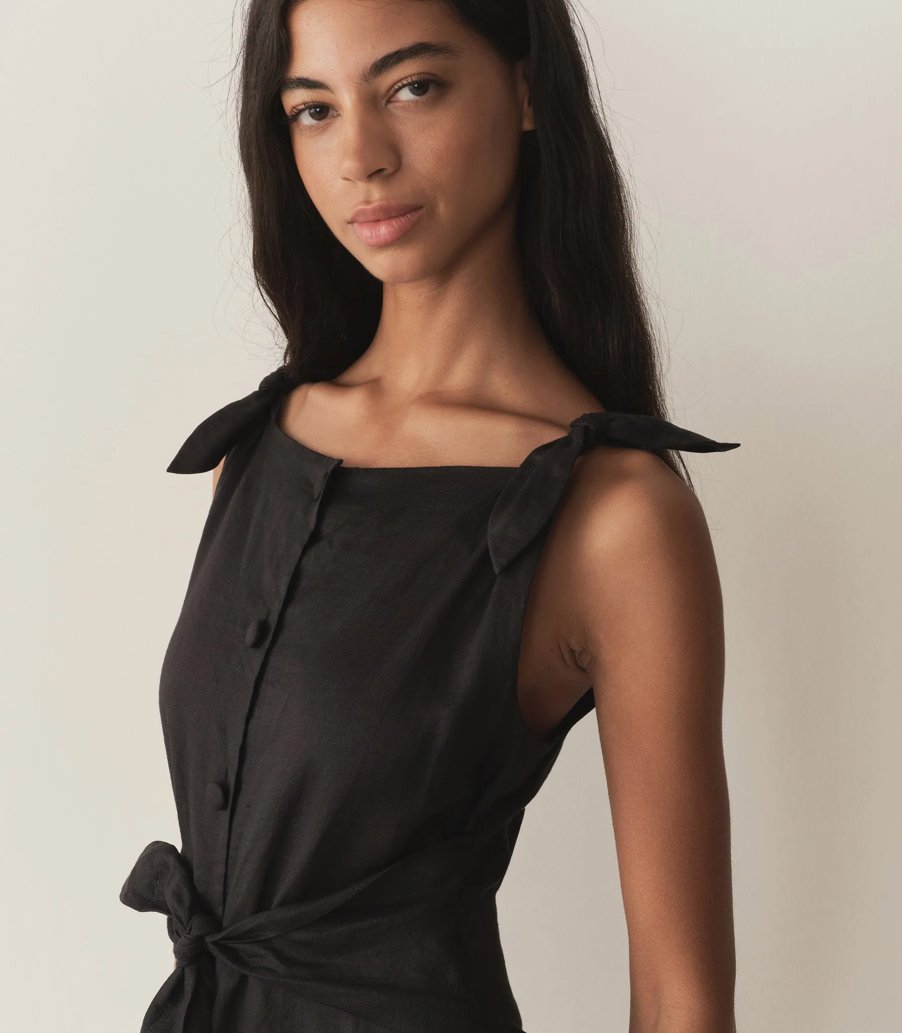 HMD -- LEVINE DRESS -- BLACK sold by Doen product image thumbnail 2