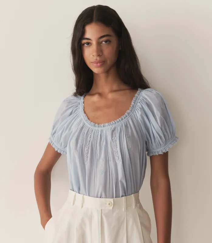 HMD -- FREDERICA TOP -- ICY BLUE made by Doen