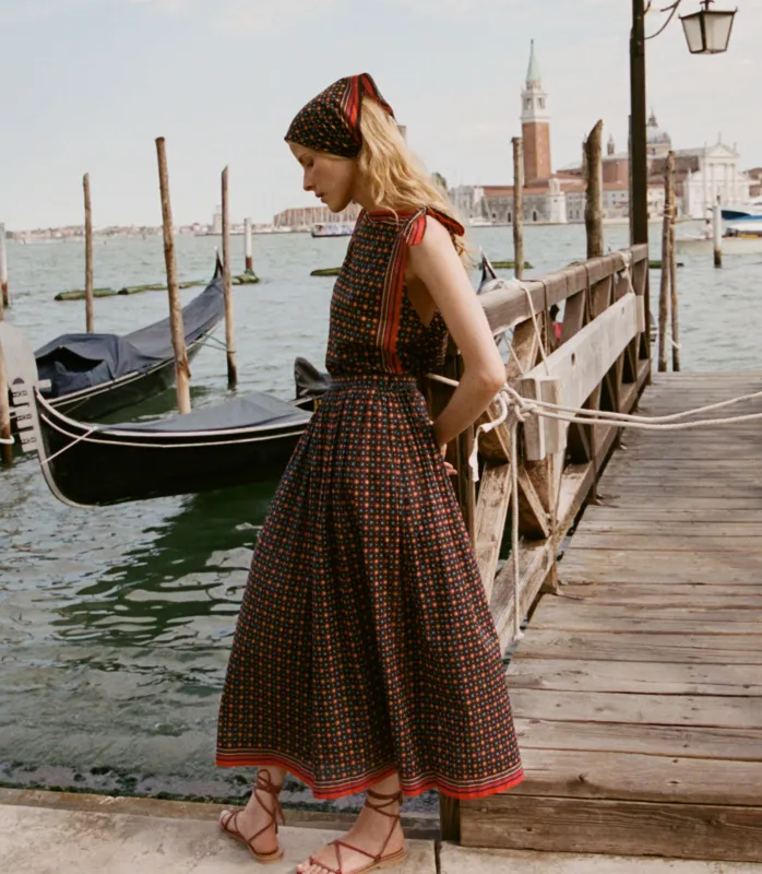 HMD -- MARICETTE SKIRT -- NOIR MONTMARTRE FOULARD made by Doen