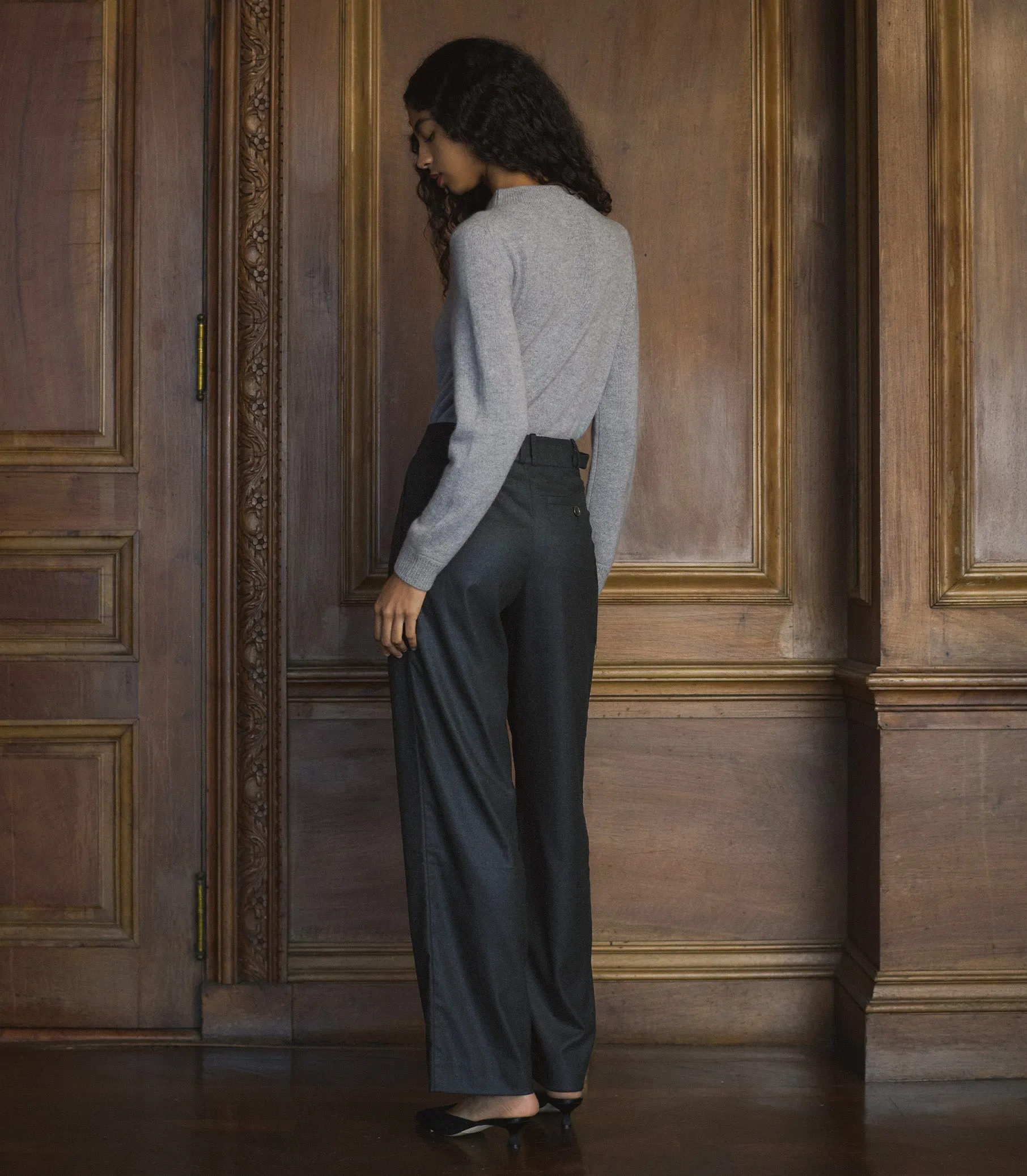 HMD -- MAIRE CASHMERE SWEATER -- CLOUD GREY sold by Doen product image thumbnail 5