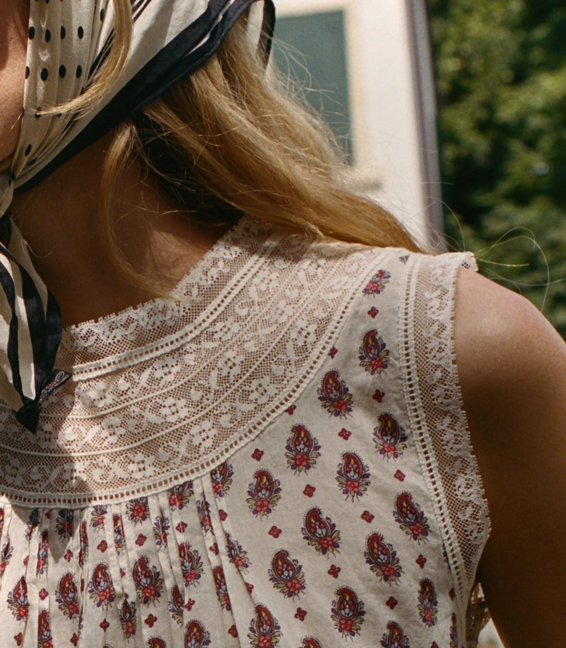 HMD -- LEONORE DRESS -- PROVENCAL PAISLEY sold by Doen product image thumbnail 2