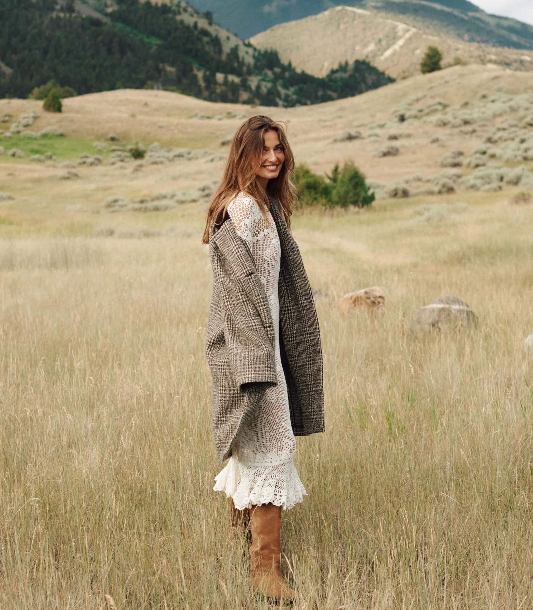 HMD -- DOVER COAT -- LASCELLE HOUNDSTOOTH CHECK sold by Doen product image thumbnail 3