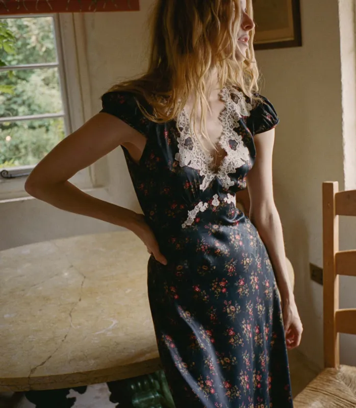 HMD -- CORALINE DRESS -- FLEUR DU PALAIS made by Doen