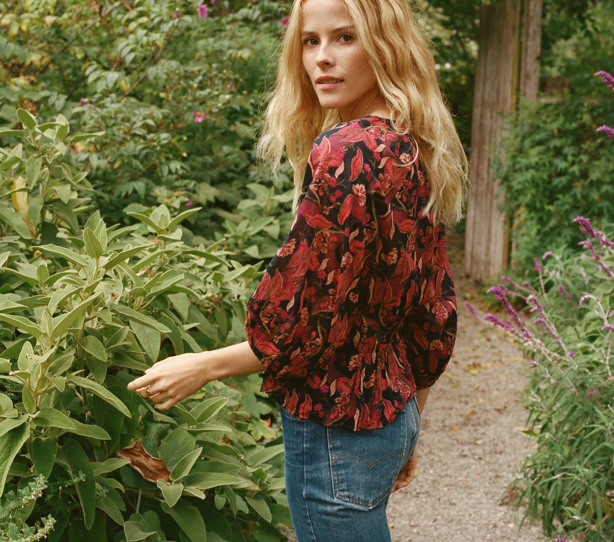 HMD -- CAMELLIA TOP -- BLACK TROPICAL FLORAL sold by Doen product image thumbnail 3