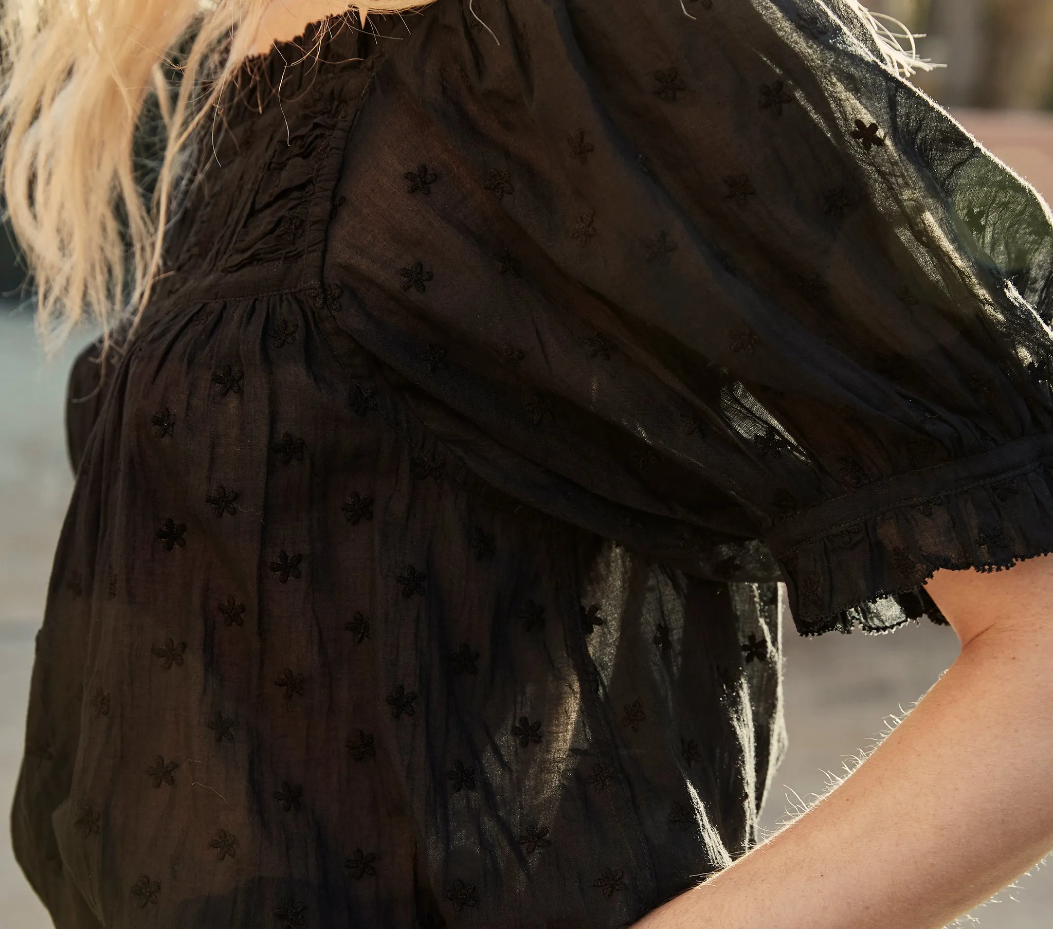 HMD -- FRANCES TOP -- BLACK sold by Doen product image thumbnail 4